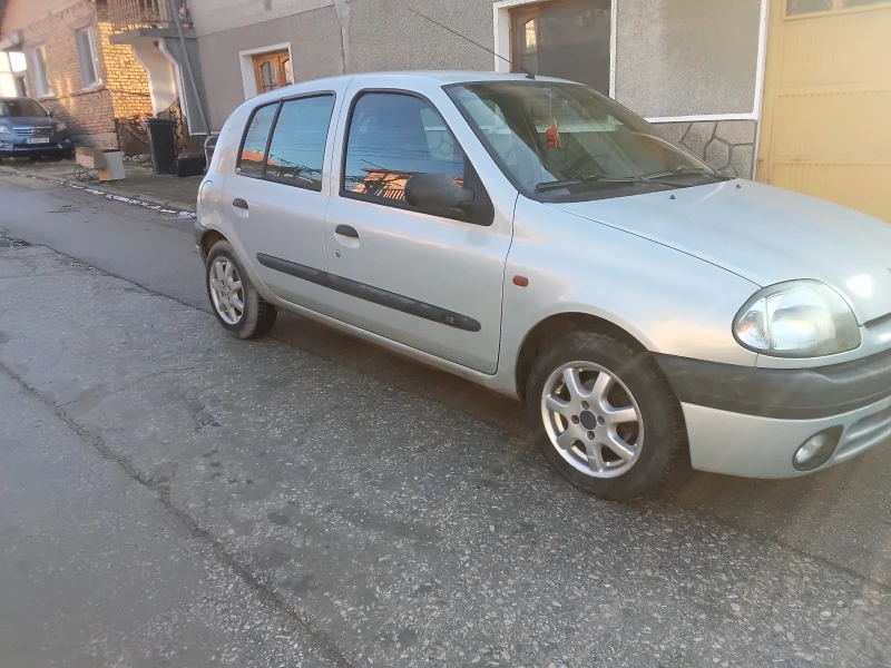 Renault Clio 1.2 газов инжекцион , снимка 11 - Автомобили и джипове - 52895744