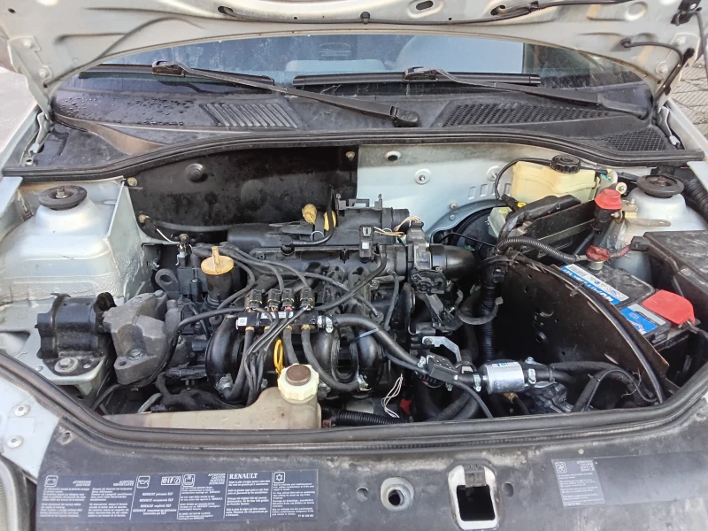 Renault Clio 1.2 газов инжекцион , снимка 8 - Автомобили и джипове - 52895744