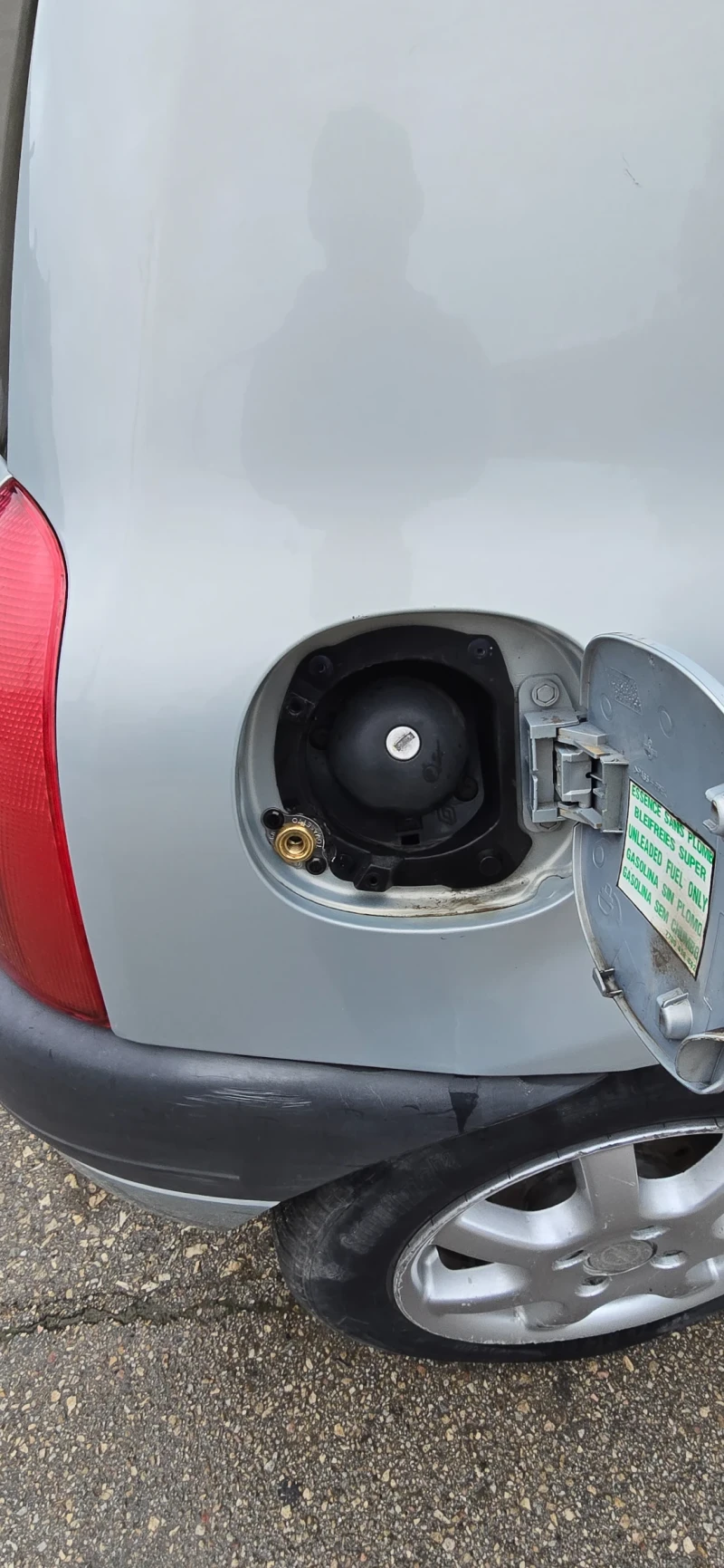 Renault Clio 1.2 газов инжекцион , снимка 10 - Автомобили и джипове - 52895744