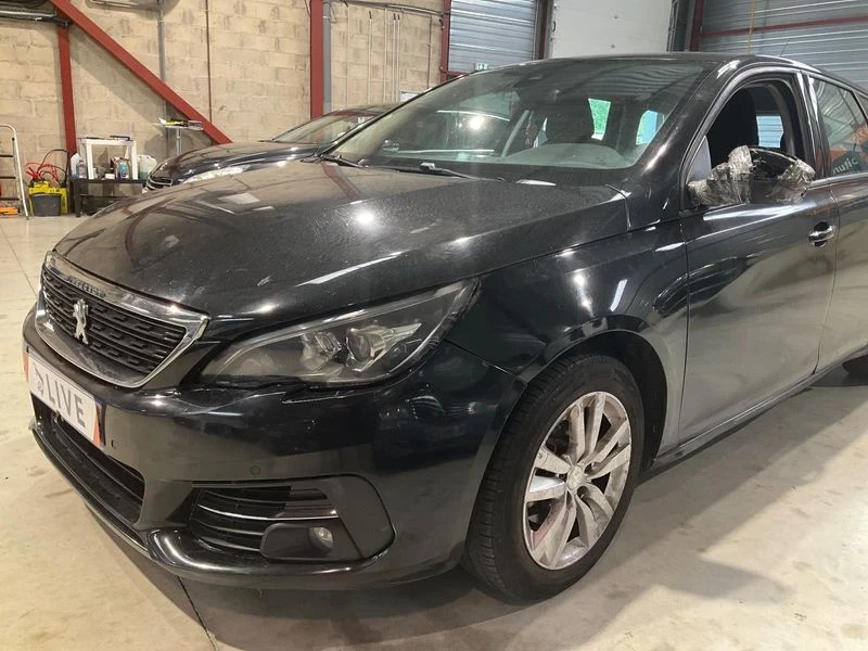 Peugeot 308 Automatic 2017 Navi, снимка 2 - Автомобили и джипове - 47529462