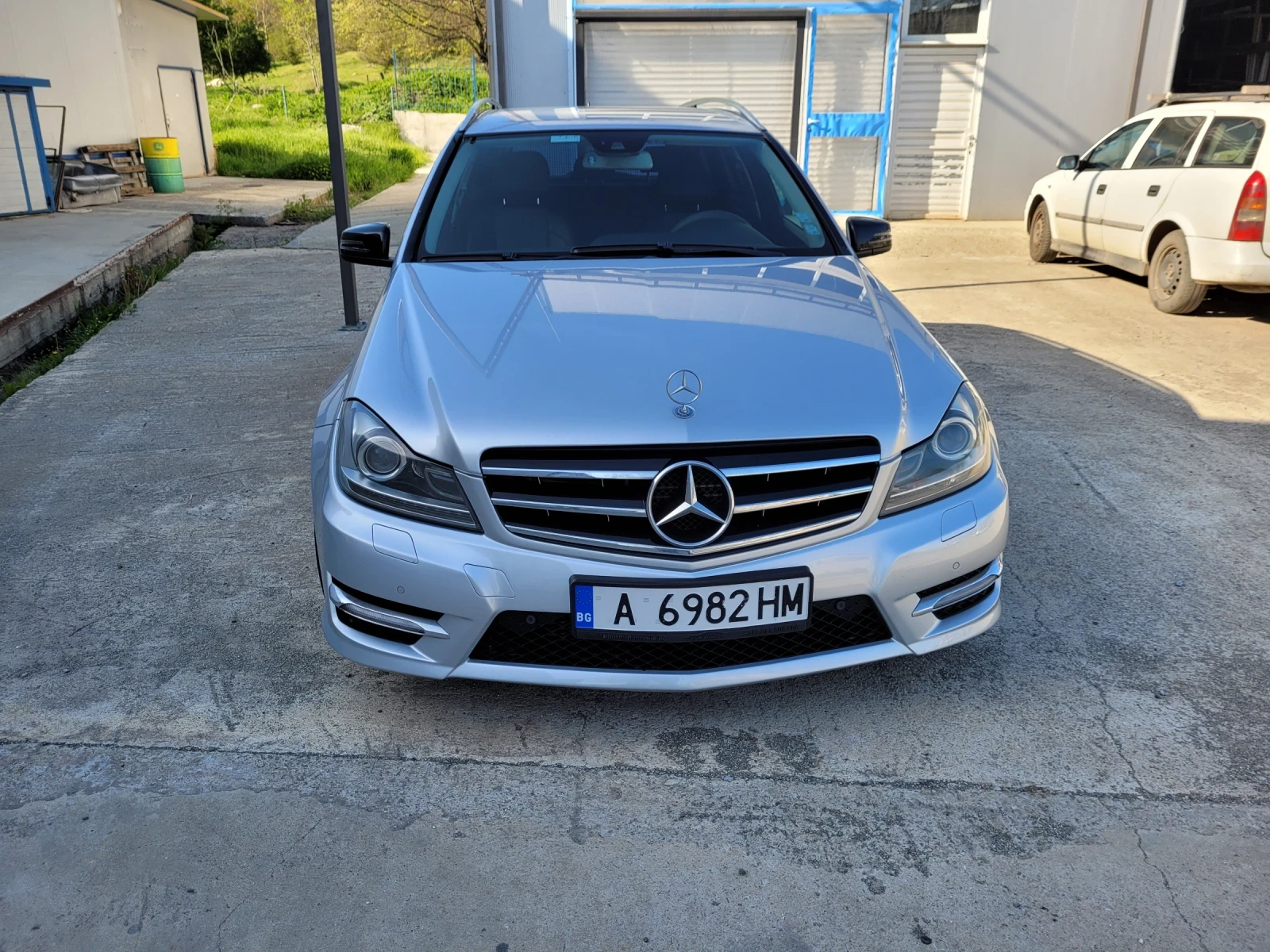 Mercedes-Benz C 250  - изображение 2