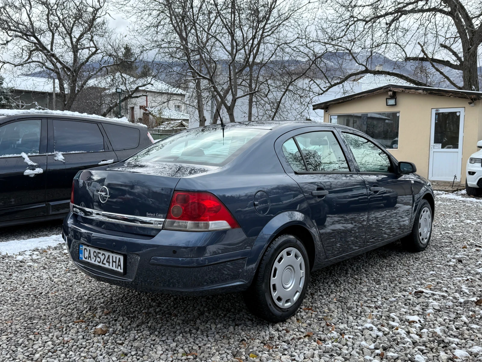 Opel Astra 1.6i ОТЛИЧНО СЪСТОЯНИЕ! - изображение 4