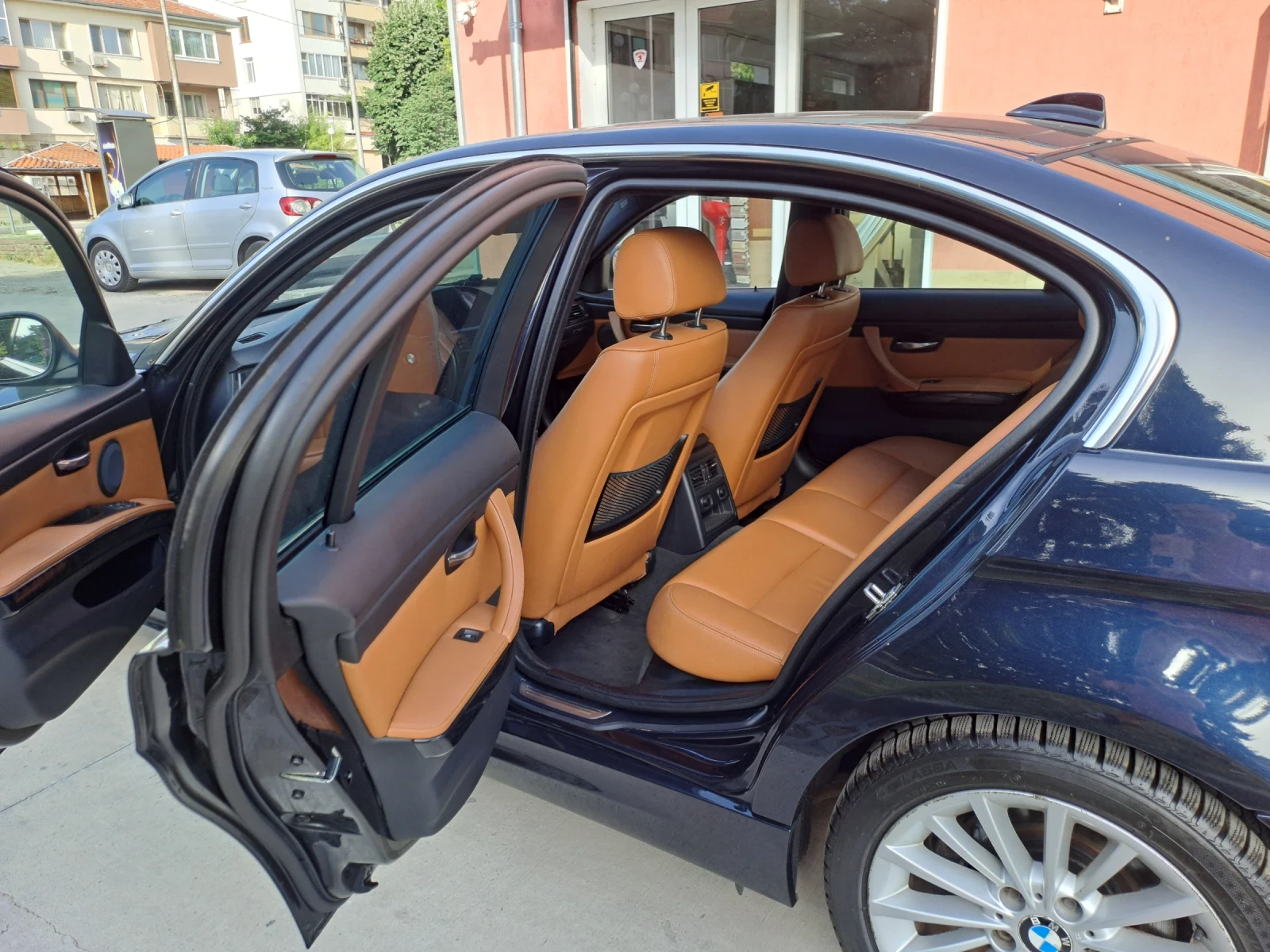 BMW 325 Individual/Лизинг - изображение 7