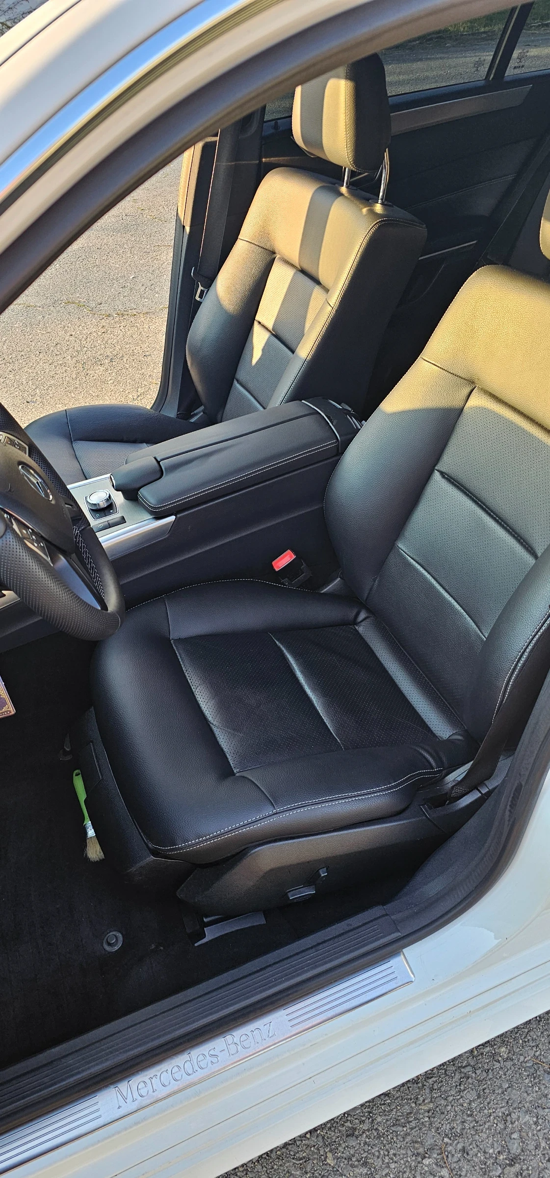 Mercedes-Benz E 220  - изображение 7