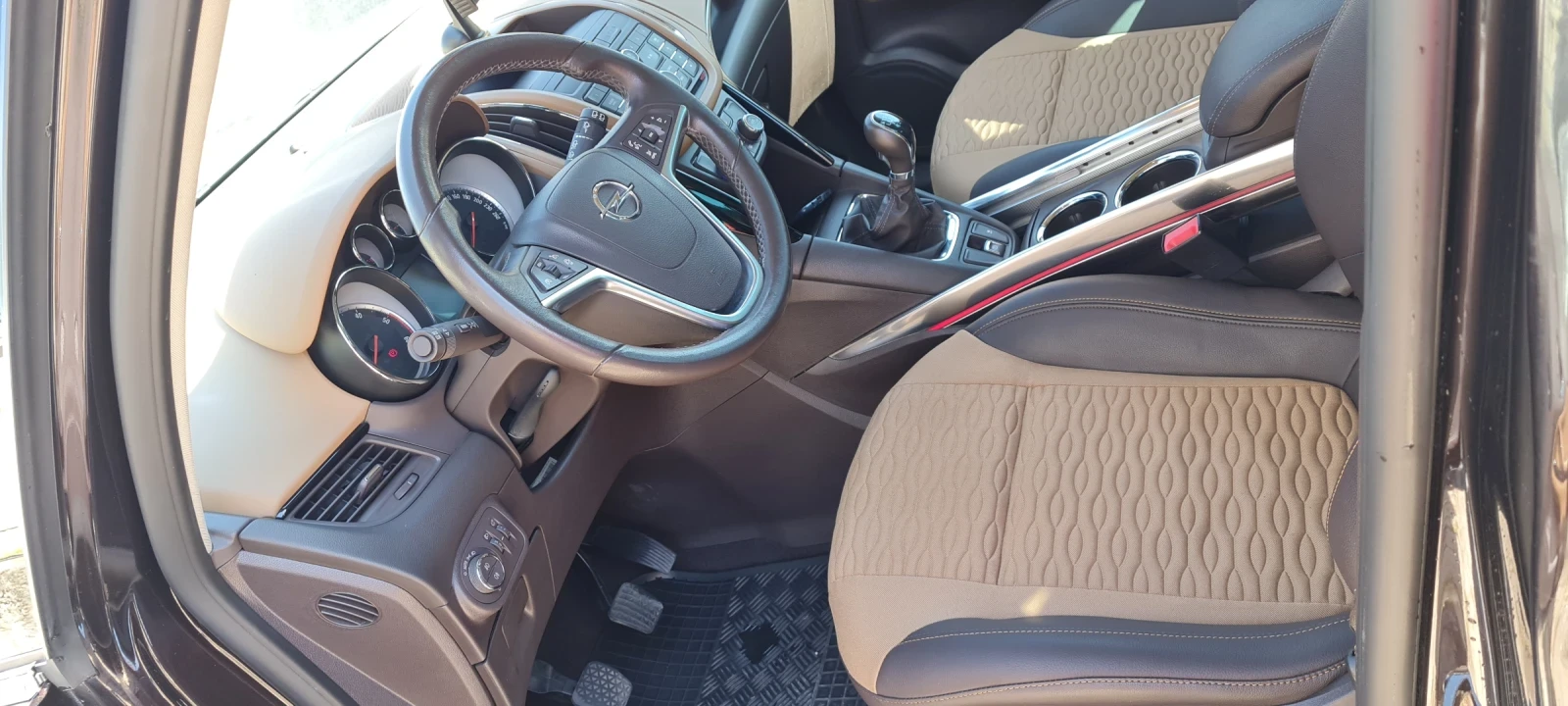 Opel Zafira Туриер  - изображение 3