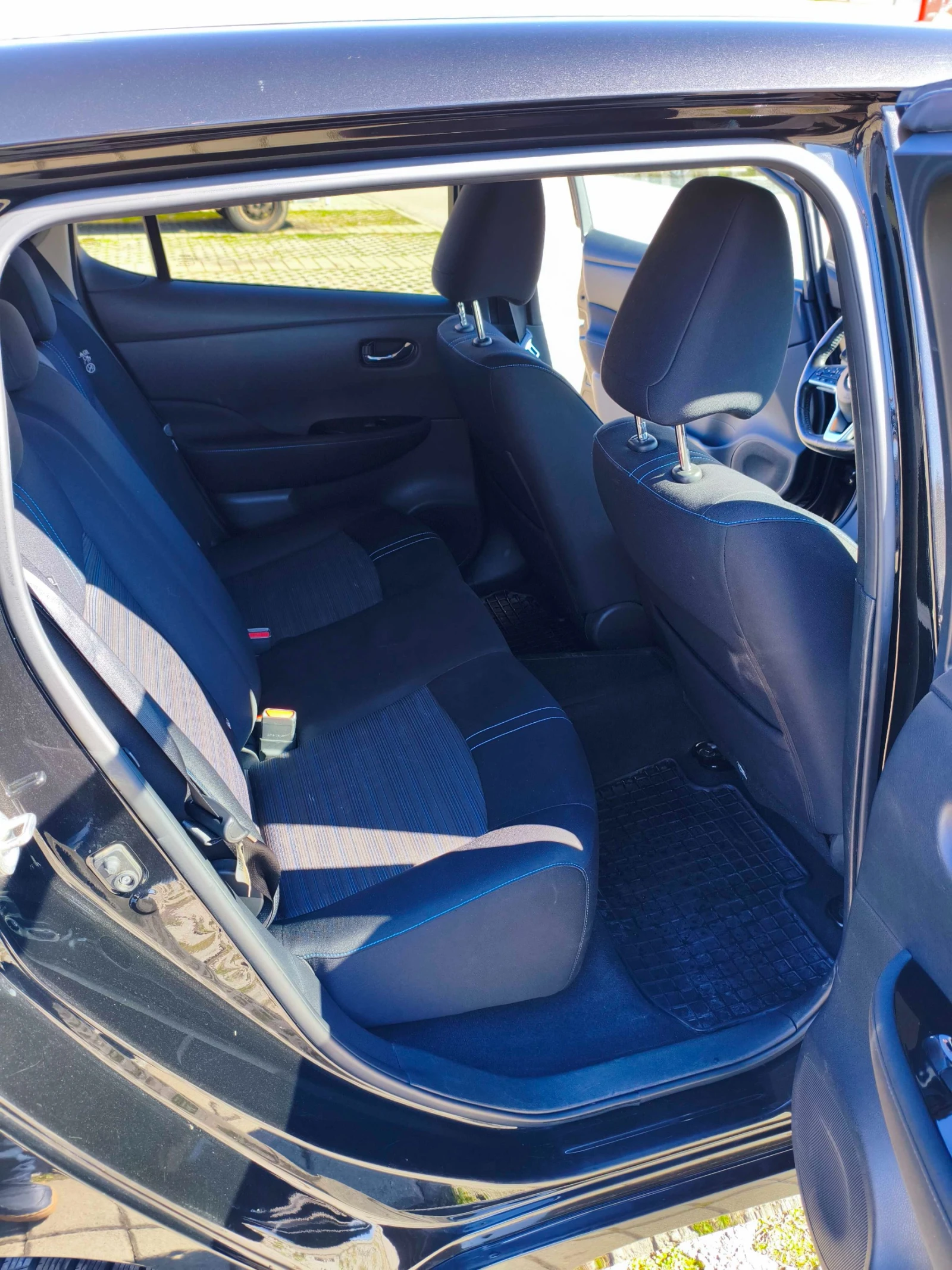 Nissan Leaf  N-Connecta - изображение 10