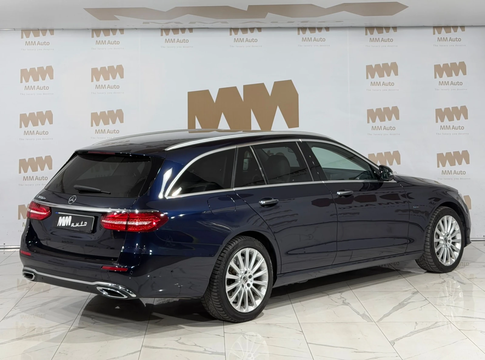 Mercedes-Benz E 300 de* ���������* HuD* Keyless* ����� | Mobile.bg � ����������� 2