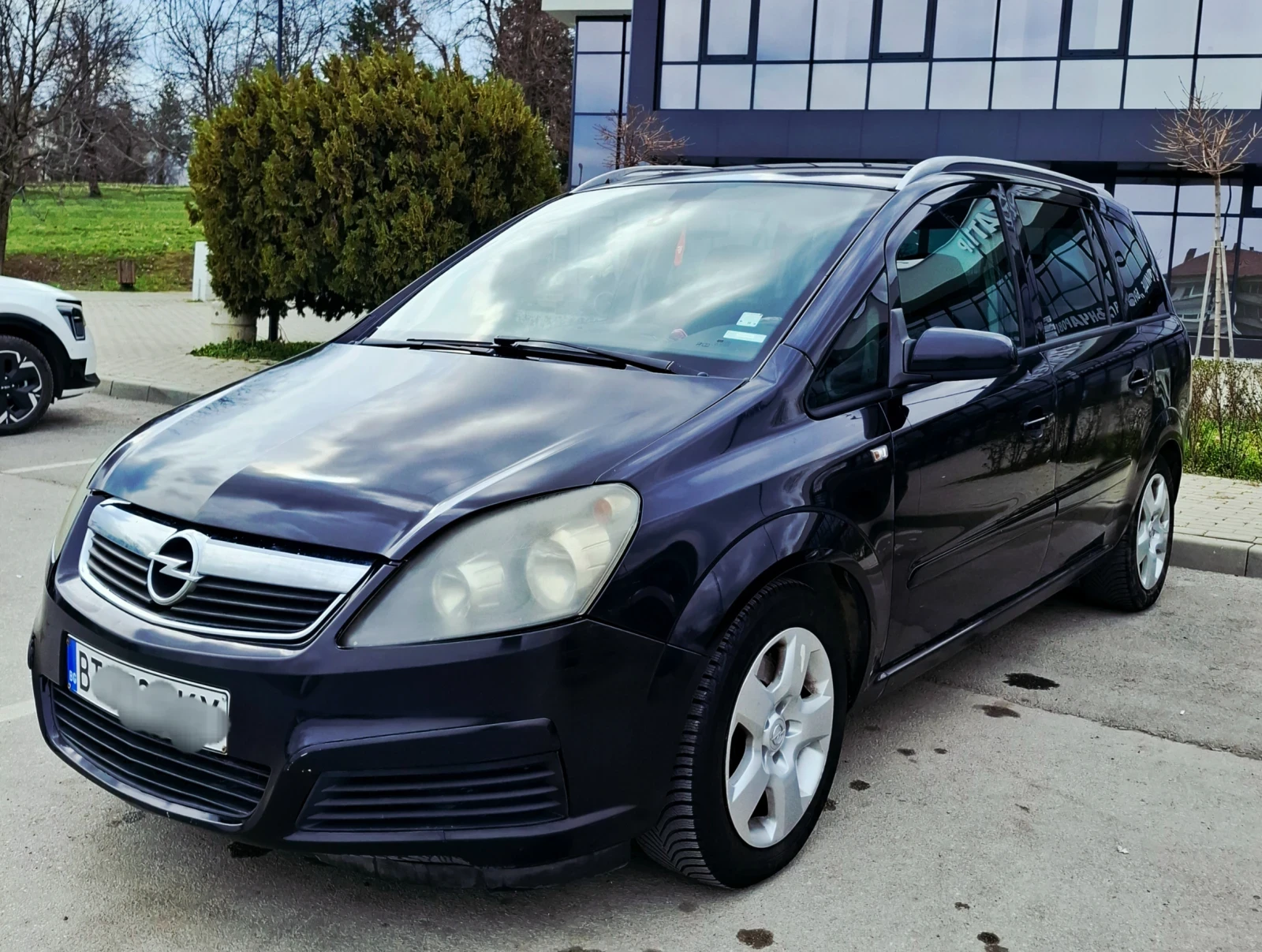 Opel Zafira, снимка 3 - Автомобили и джипове - 53924927