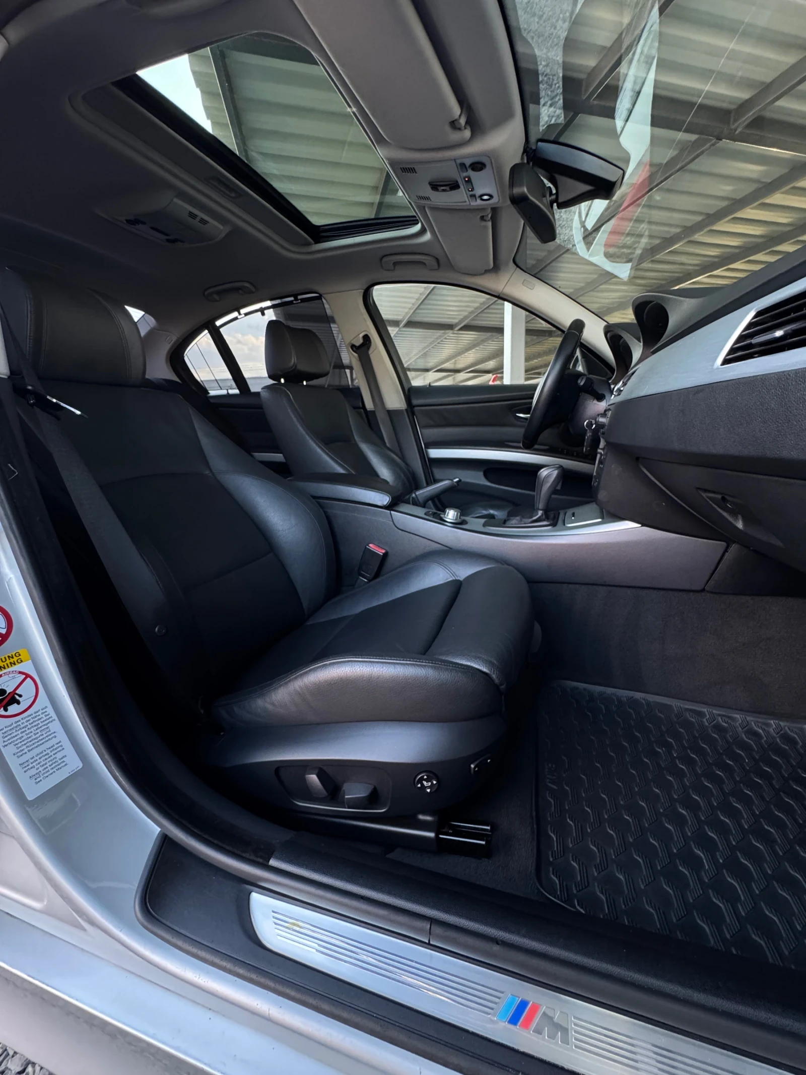 BMW 330 Pano Automat, снимка 14 - Автомобили и джипове - 53985825