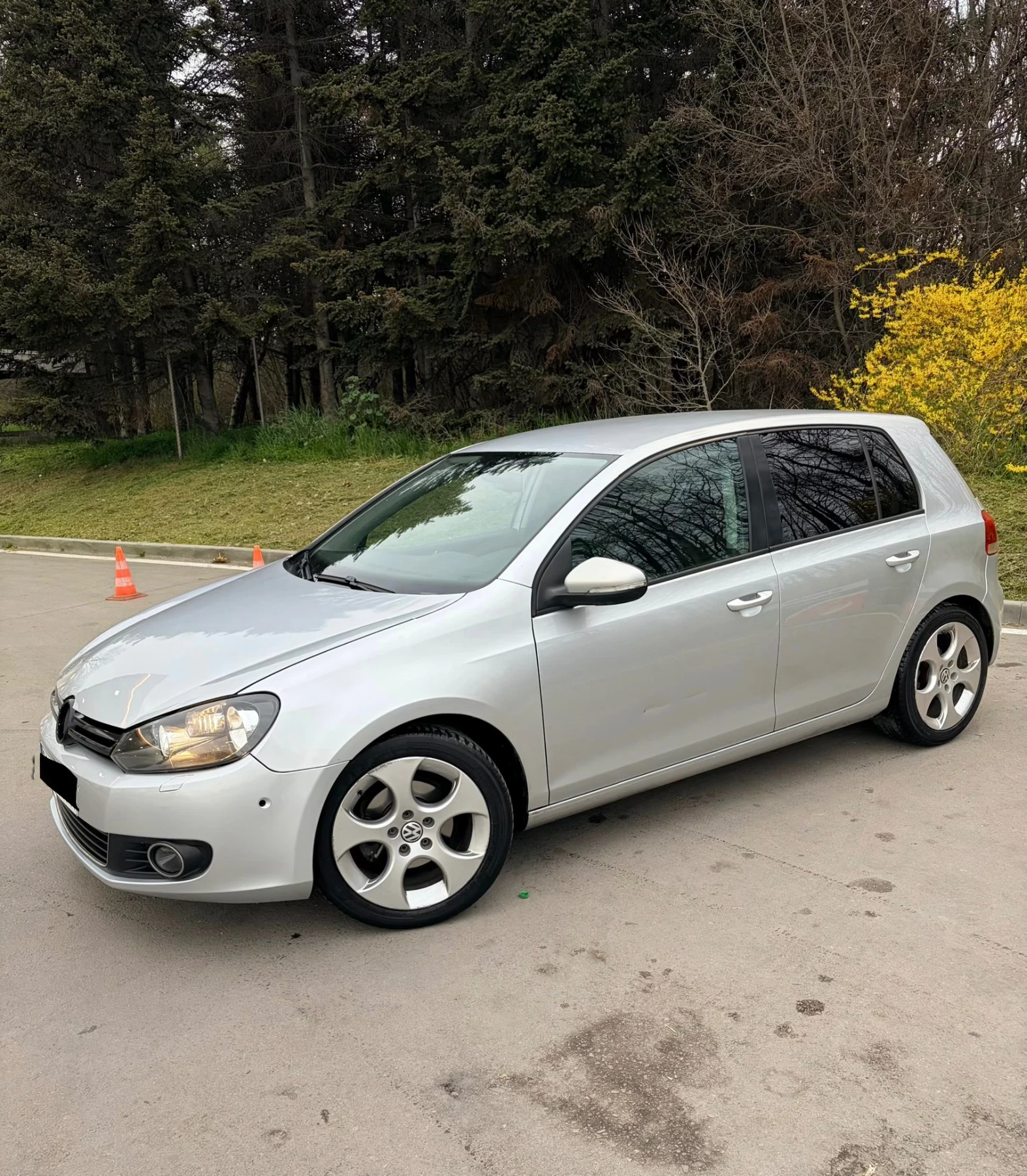 VW Golf 2.0 TDI  БЕЗ ЗАБЕЛЕЖКИ , снимка 3 - Автомобили и джипове - 54173904