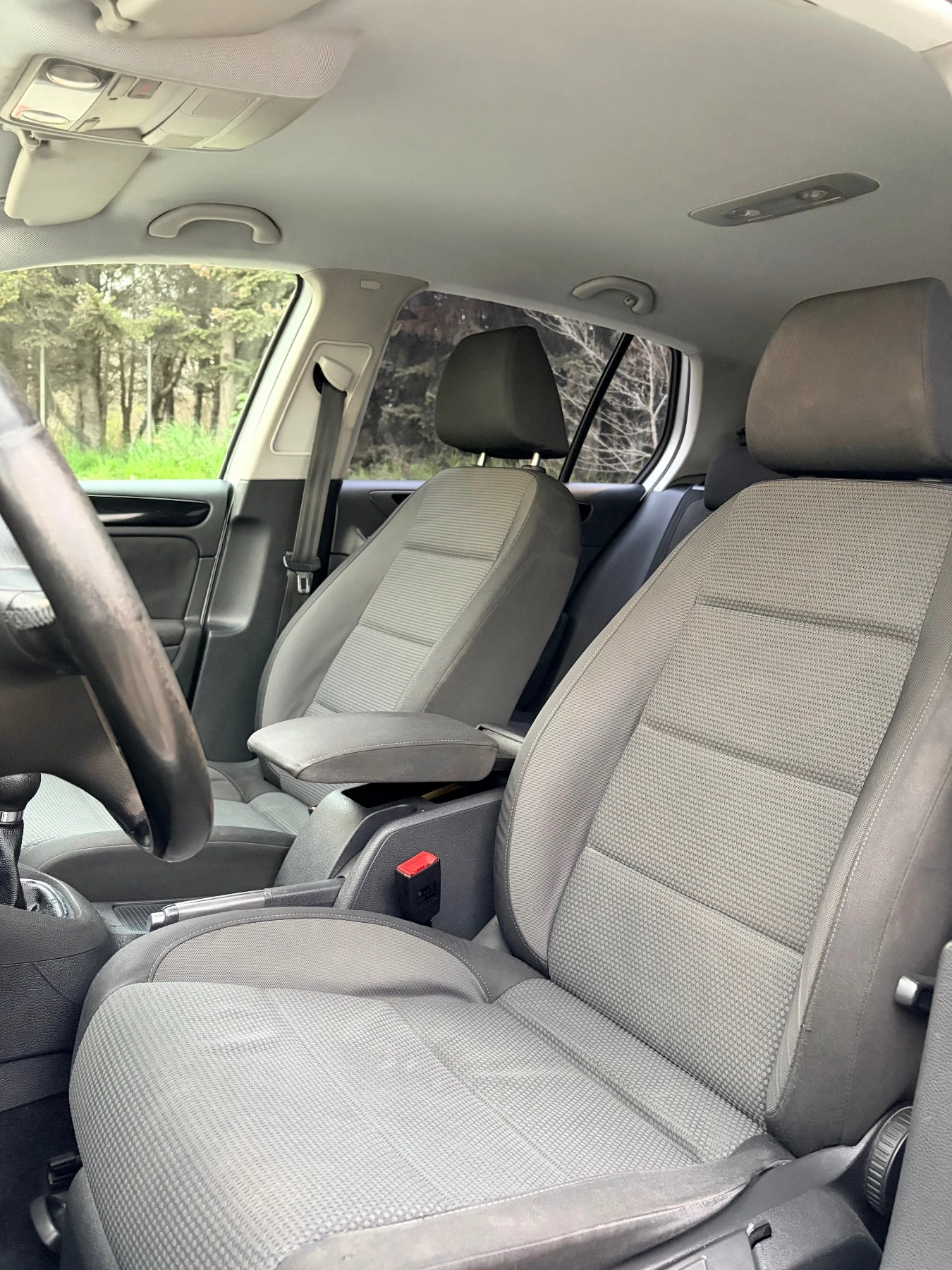 VW Golf 2.0 TDI  БЕЗ ЗАБЕЛЕЖКИ , снимка 7 - Автомобили и джипове - 54173904