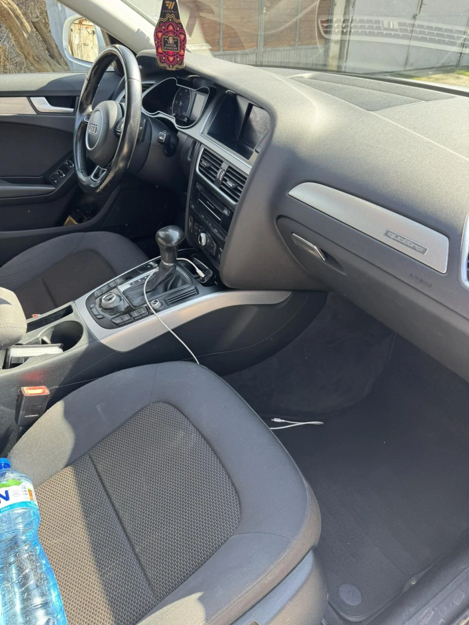 Audi A4 Allroad 2.0 TDI  4x4, снимка 9 - Автомобили и джипове - 54087652