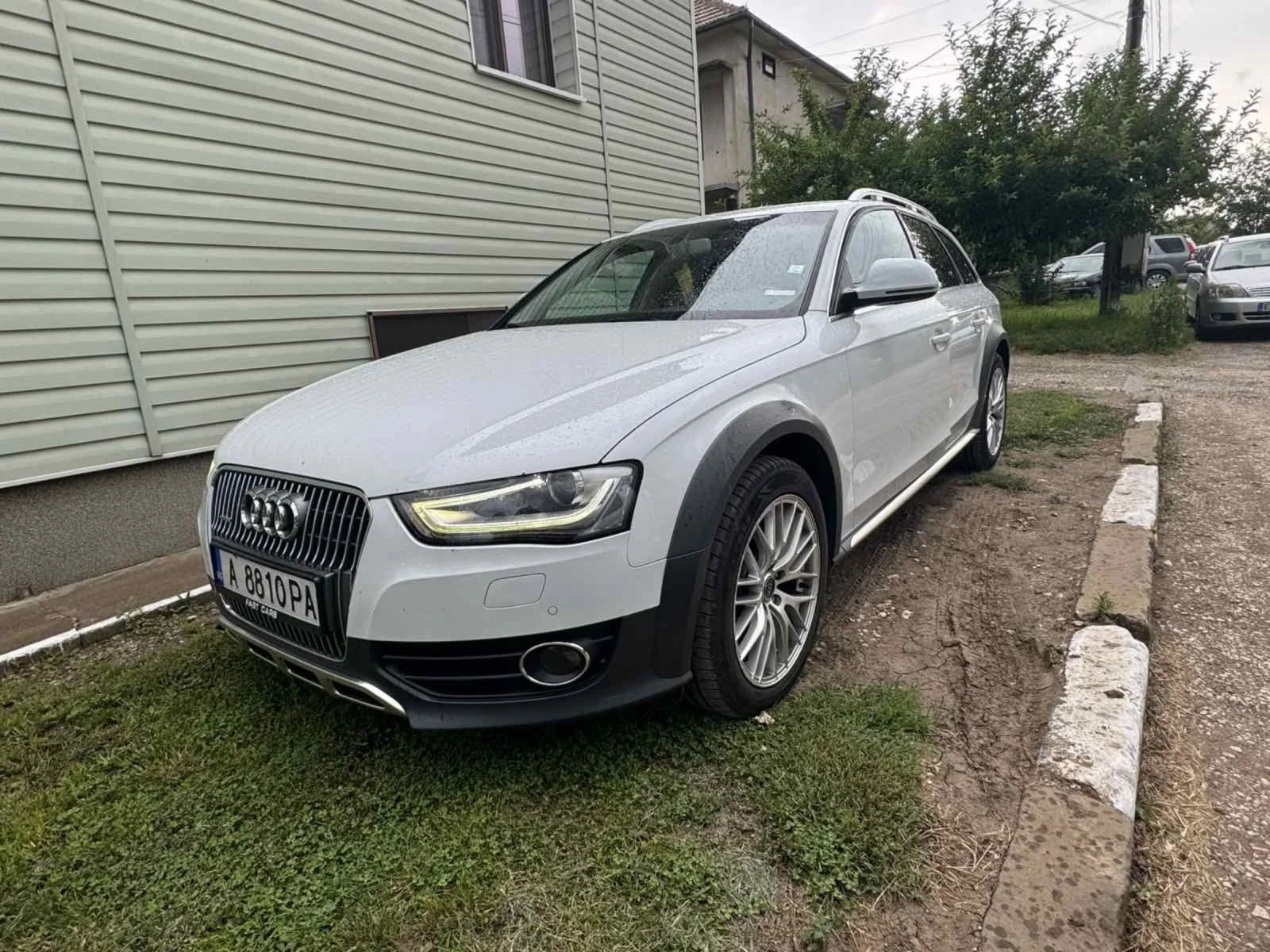 Audi A4 Allroad 2.0 TDI  4x4, снимка 3 - Автомобили и джипове - 54087652