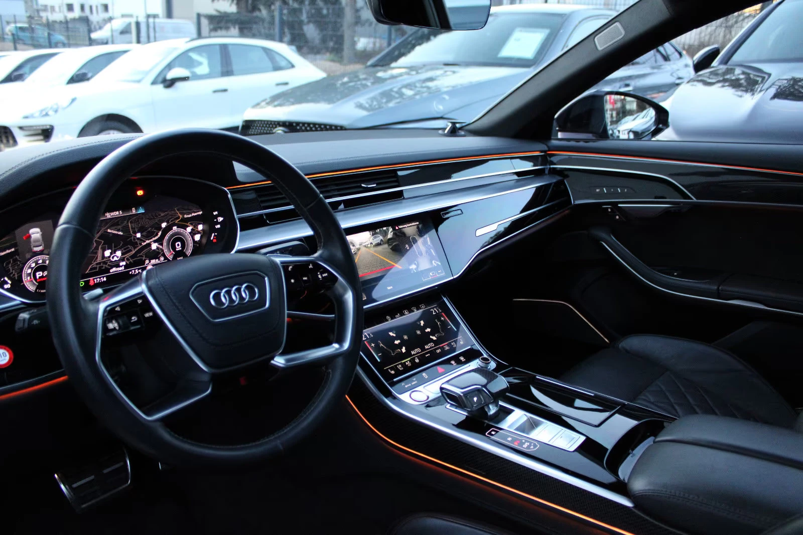 Audi S8 4.0TFSI/571HP/PANO/MEMO/B&O/334z | Mobile.bg � ����������� 9