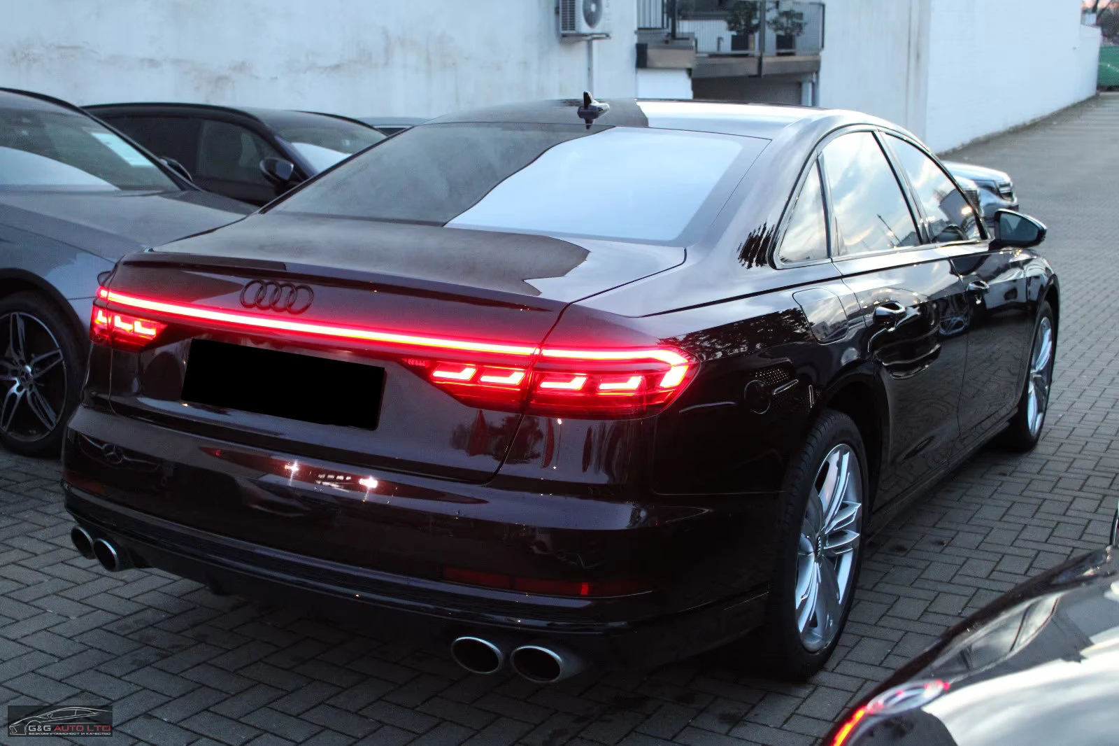 Audi S8 4.0TFSI/571HP/PANO/MEMO/B&O/334z | Mobile.bg � ����������� 7