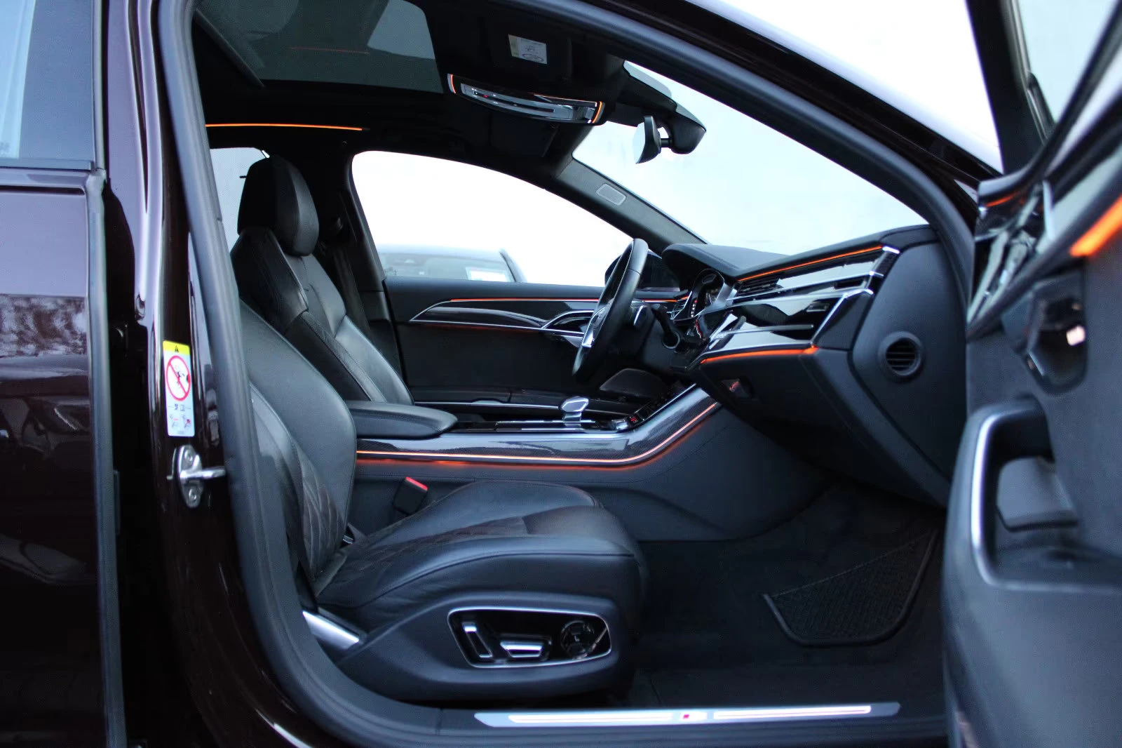 Audi S8 4.0TFSI/571HP/PANO/MEMO/B&O/334z | Mobile.bg � ����������� 13