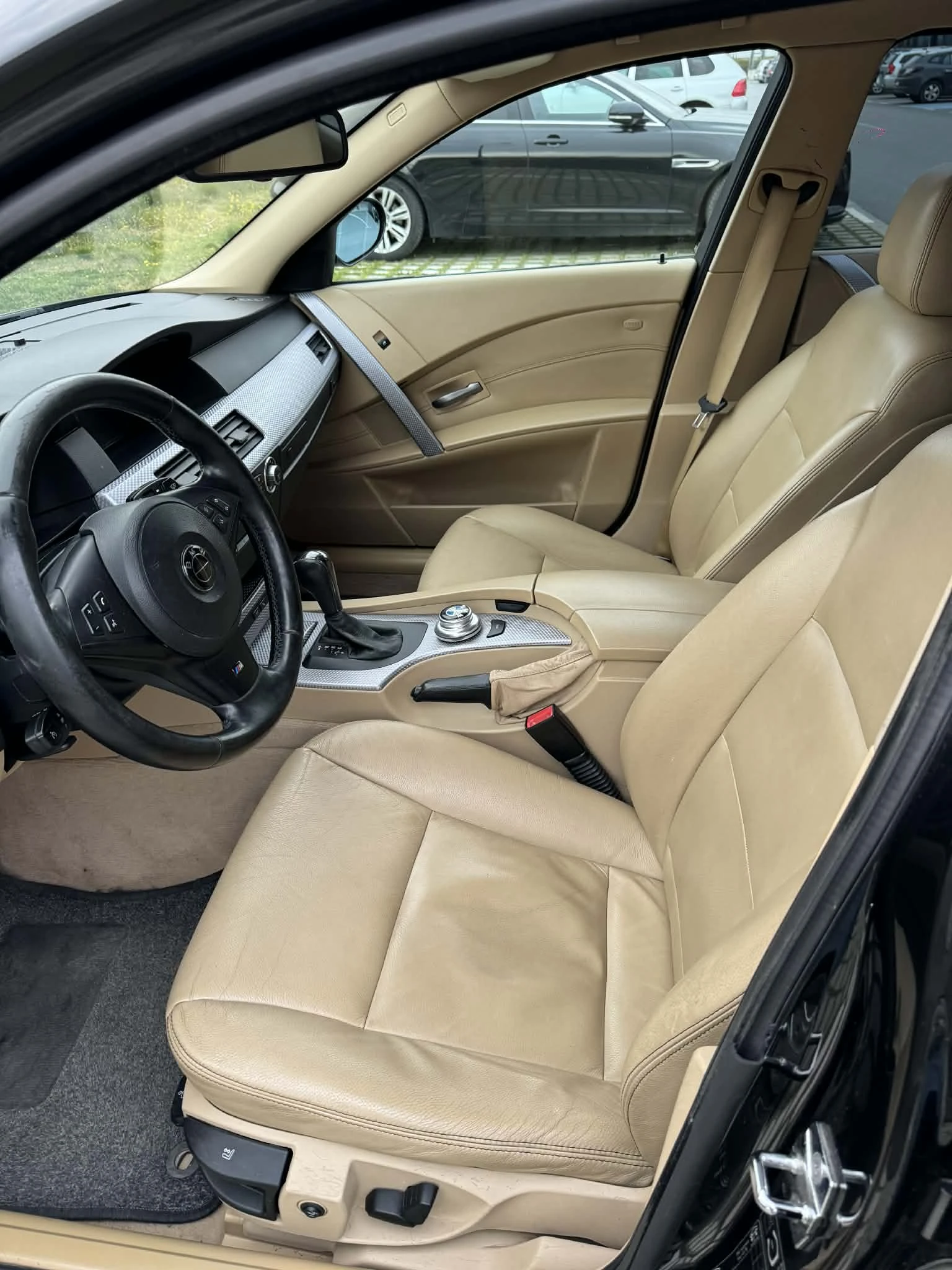 BMW 523 M5-Pack /Сменени вериги, снимка 13 - Автомобили и джипове - 54318945