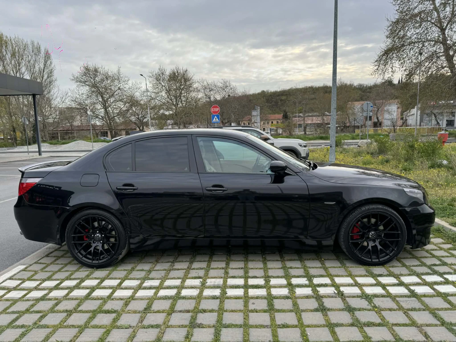 BMW 523 M5-Pack /Сменени вериги, снимка 4 - Автомобили и джипове - 54318945