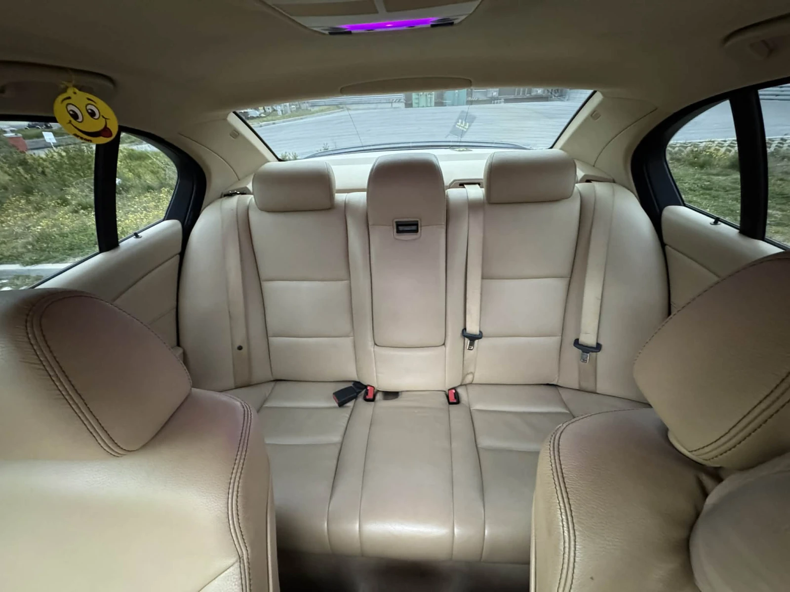 BMW 523 M5-Pack /Сменени вериги, снимка 10 - Автомобили и джипове - 54318945