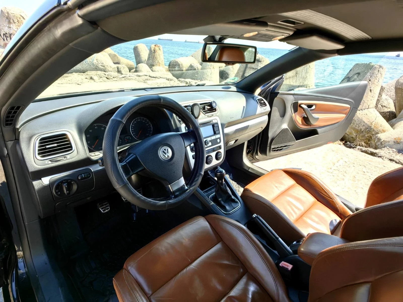 VW Eos 2.0, снимка 11 - Автомобили и джипове - 54370812