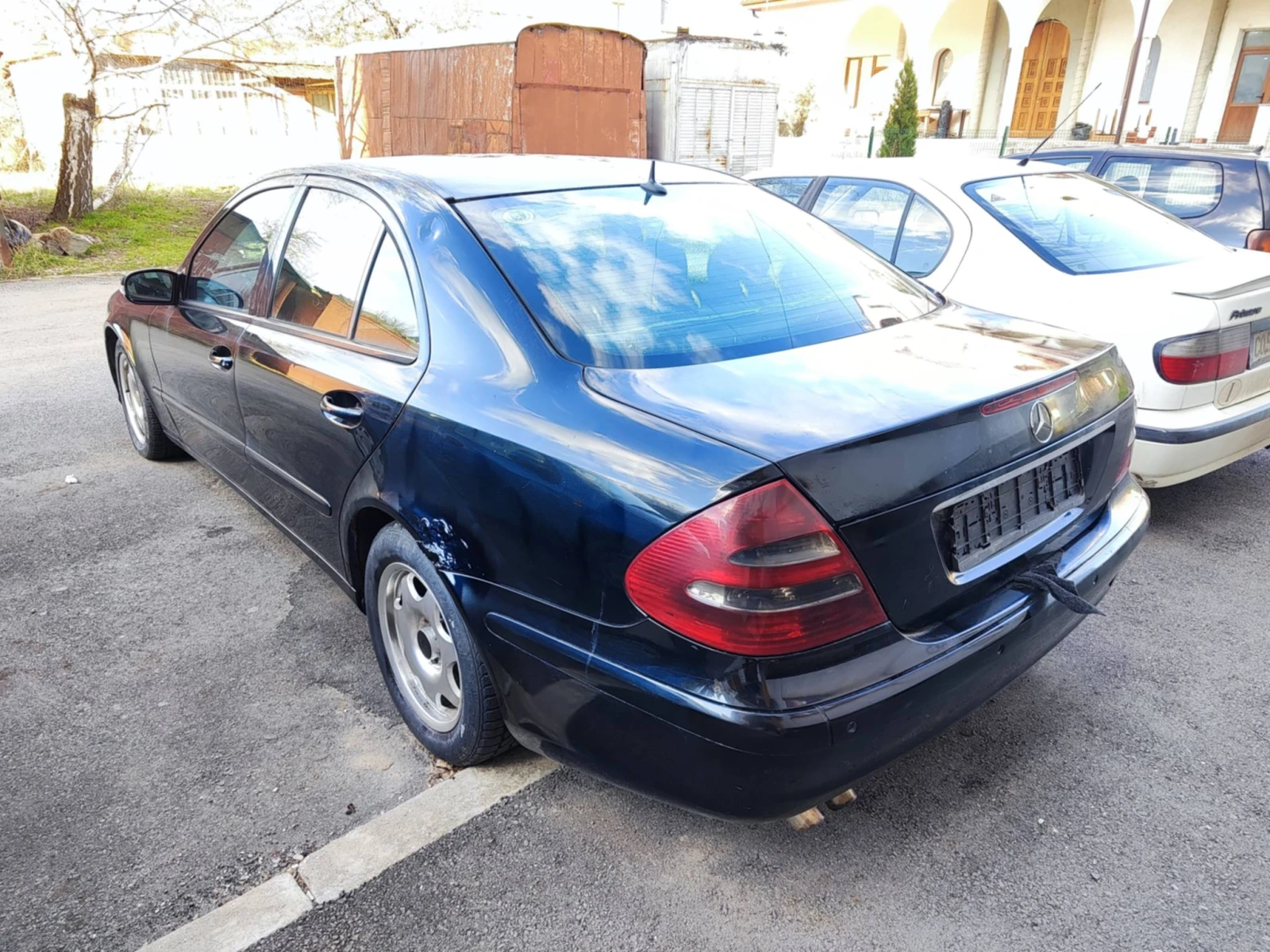 Mercedes-Benz E 220 CDI Classic , снимка 4 - Автомобили и джипове - 54508626