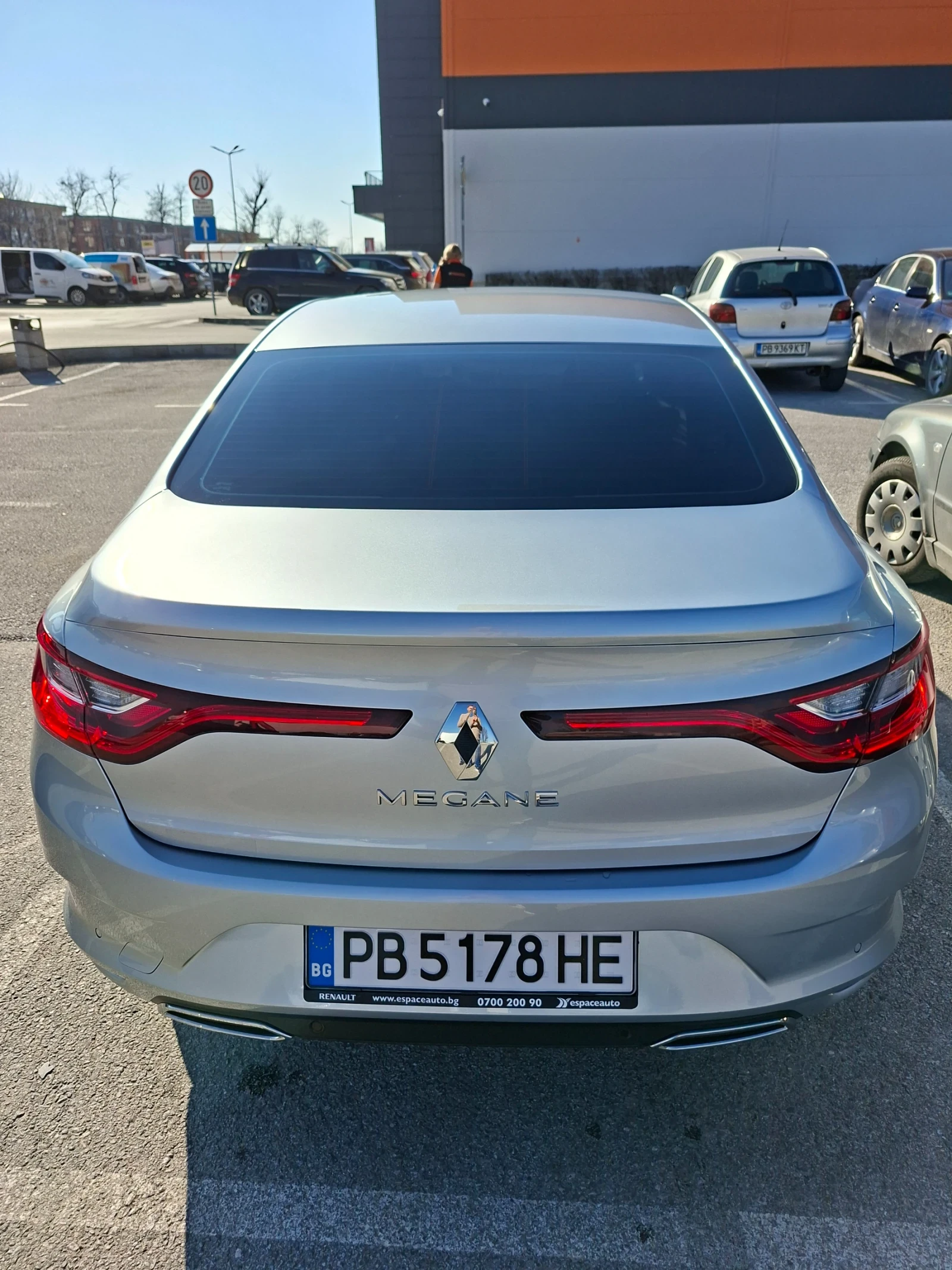 Renault Megane А/Т, снимка 7 - Автомобили и джипове - 54646020