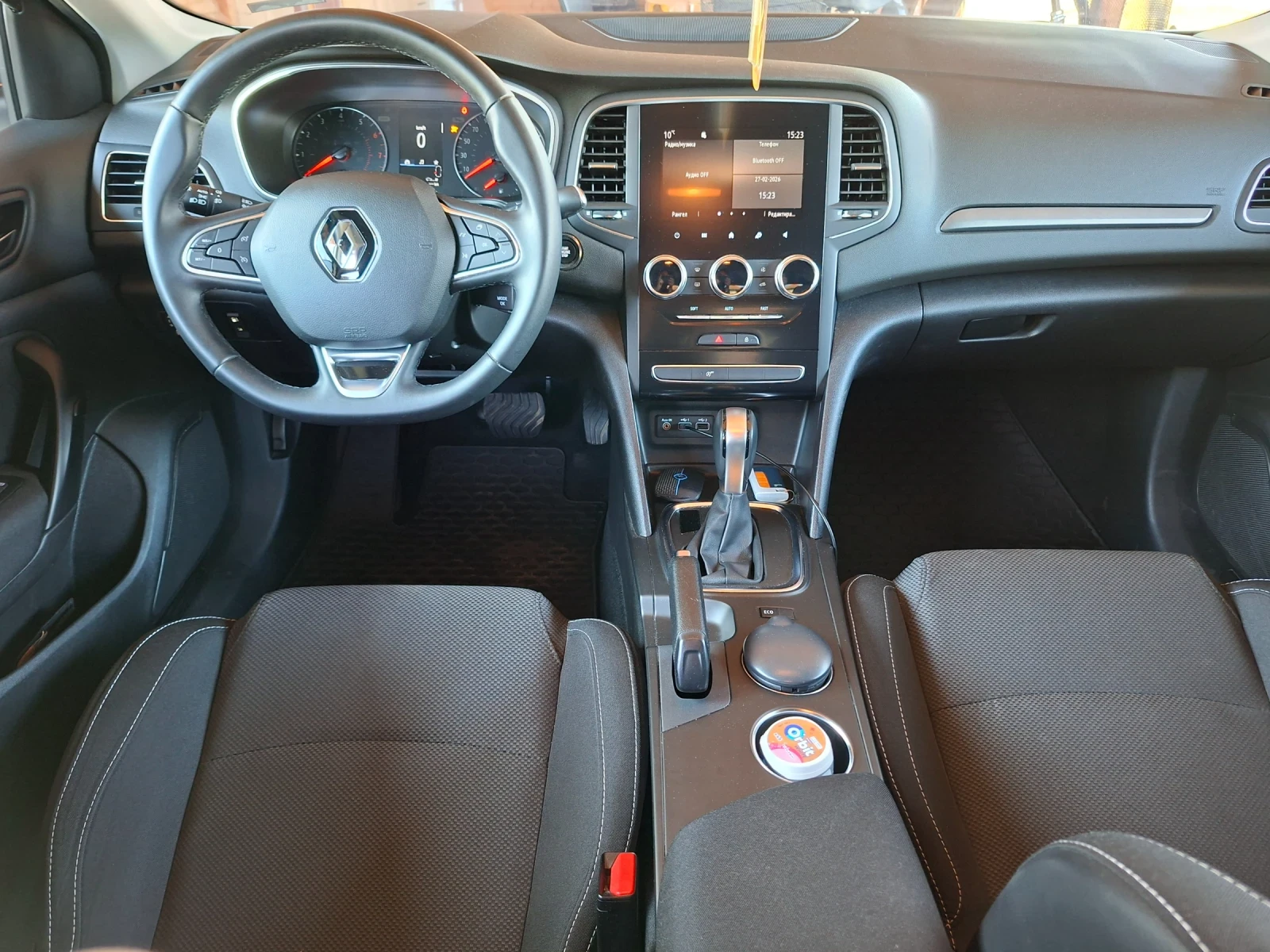 Renault Megane А/Т, снимка 9 - Автомобили и джипове - 54646020