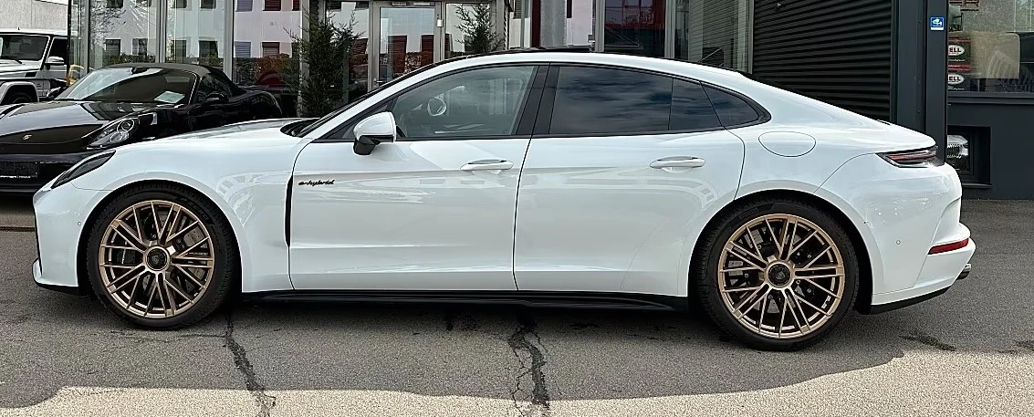 Porsche Panamera Turbo S E-Hybrid PDK Ceramic Sportchrono, снимка 3 - Автомобили и джипове - 54649893