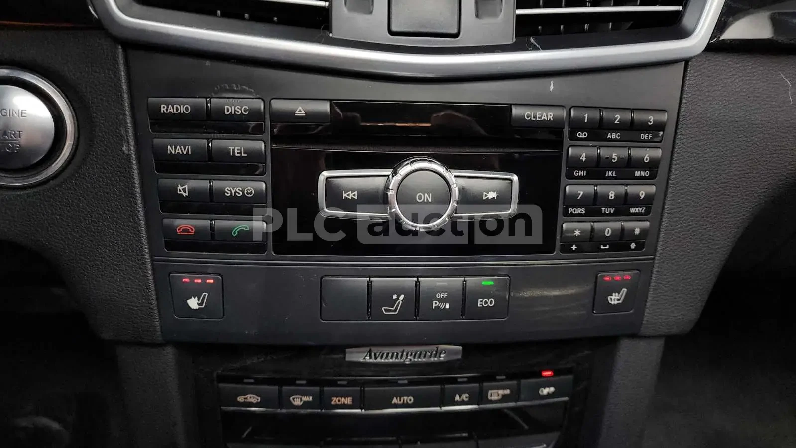 Mercedes-Benz E 220 E-Class, снимка 17 - Автомобили и джипове - 54654884