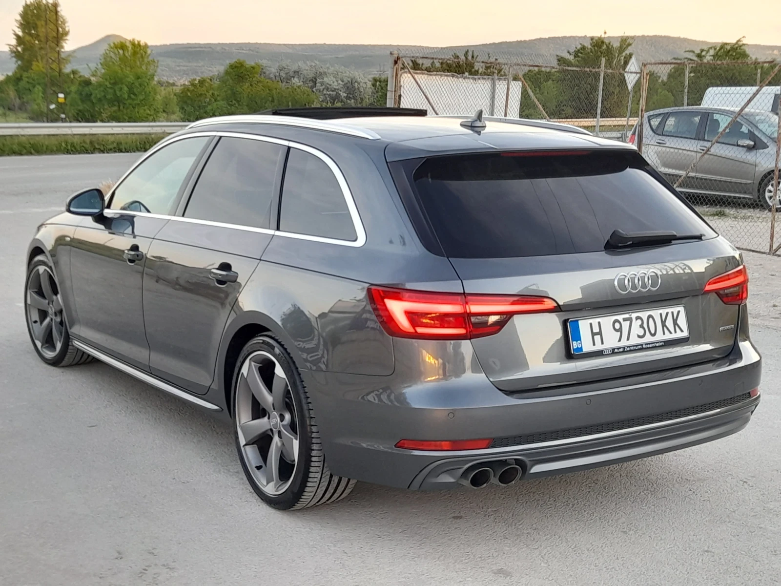 Audi A4 FACELIFTE 3.0TDI, снимка 4 - Автомобили и джипове - 54771664