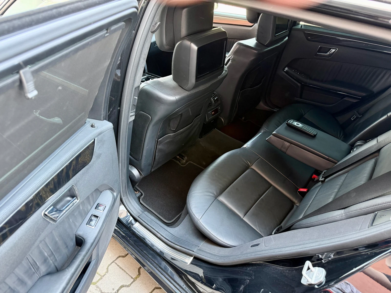 Mercedes-Benz E 350 CDI-FULL-AMG-���������-KEYLESS-NIGHT VISION-3xDVD | Mobile.bg � ����������� 16