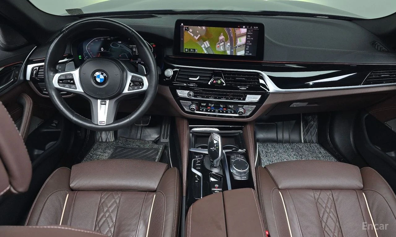BMW 530 M* SPORT* ОБДУХВАНЕ* ХЕДЪП* МЪРТВ* ТОЧКА* КАМЕРА* , снимка 8 - Автомобили и джипове - 55103995