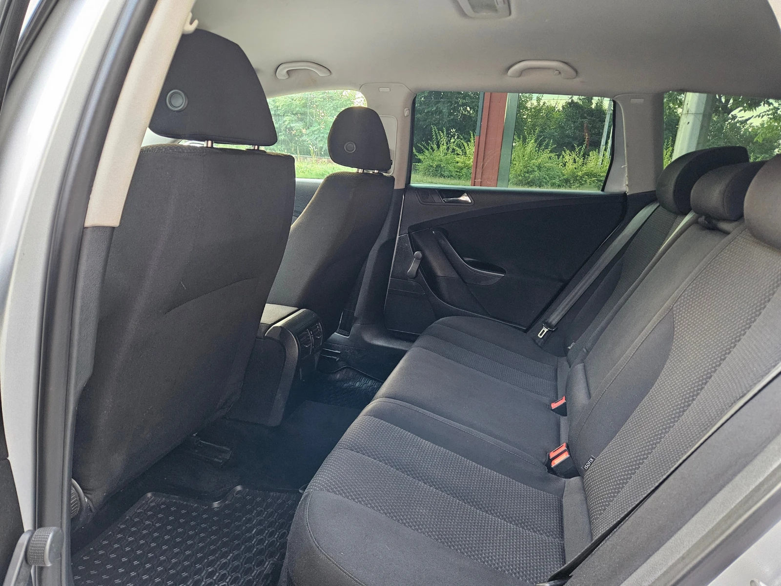 VW Passat 1.9, 105к.с., Перфектен!, снимка 10 - Автомобили и джипове - 55398642