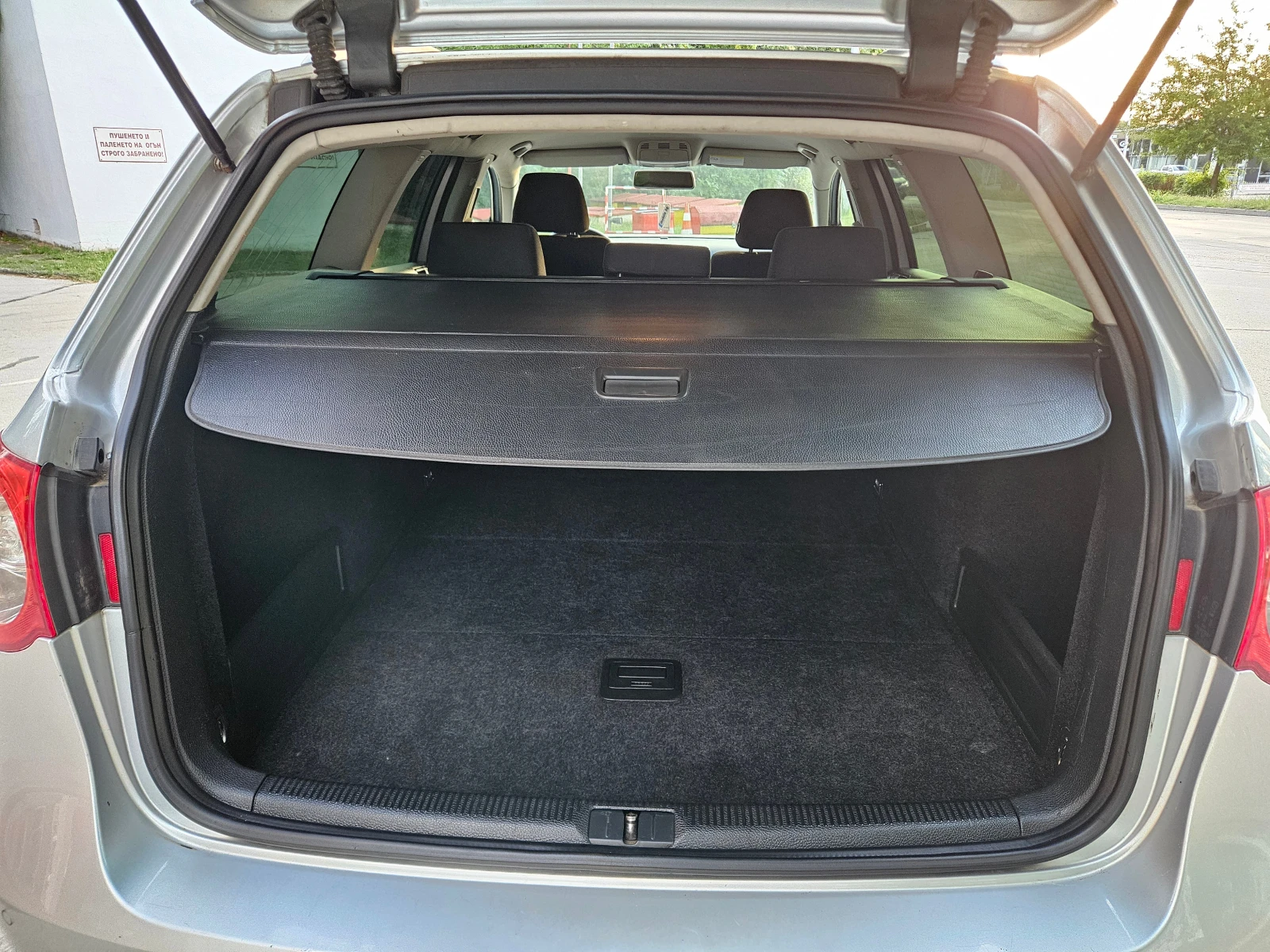 VW Passat 1.9, 105к.с., Перфектен!, снимка 8 - Автомобили и джипове - 55398642