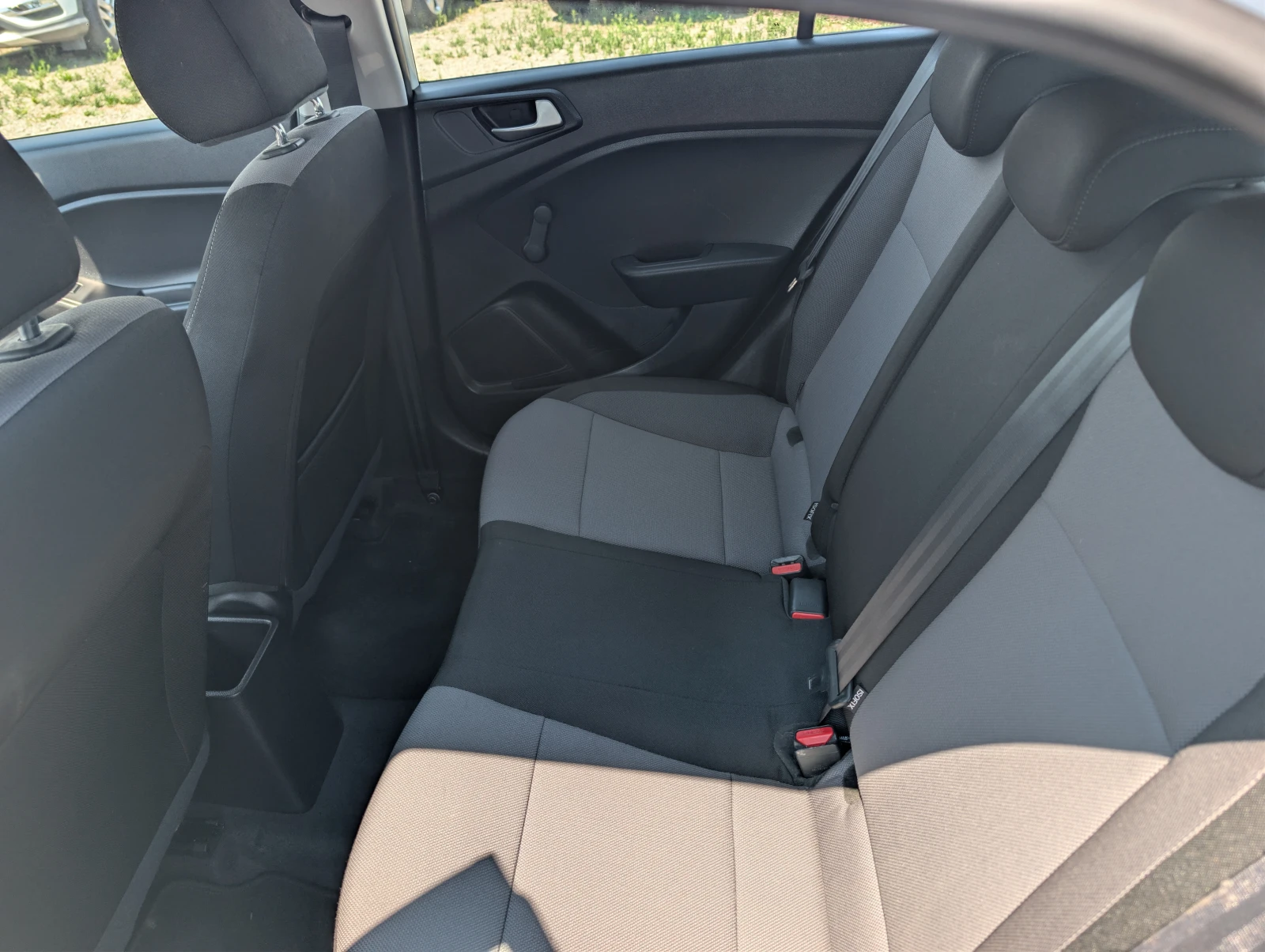 Hyundai I20 Active, снимка 11 - Автомобили и джипове - 55542013