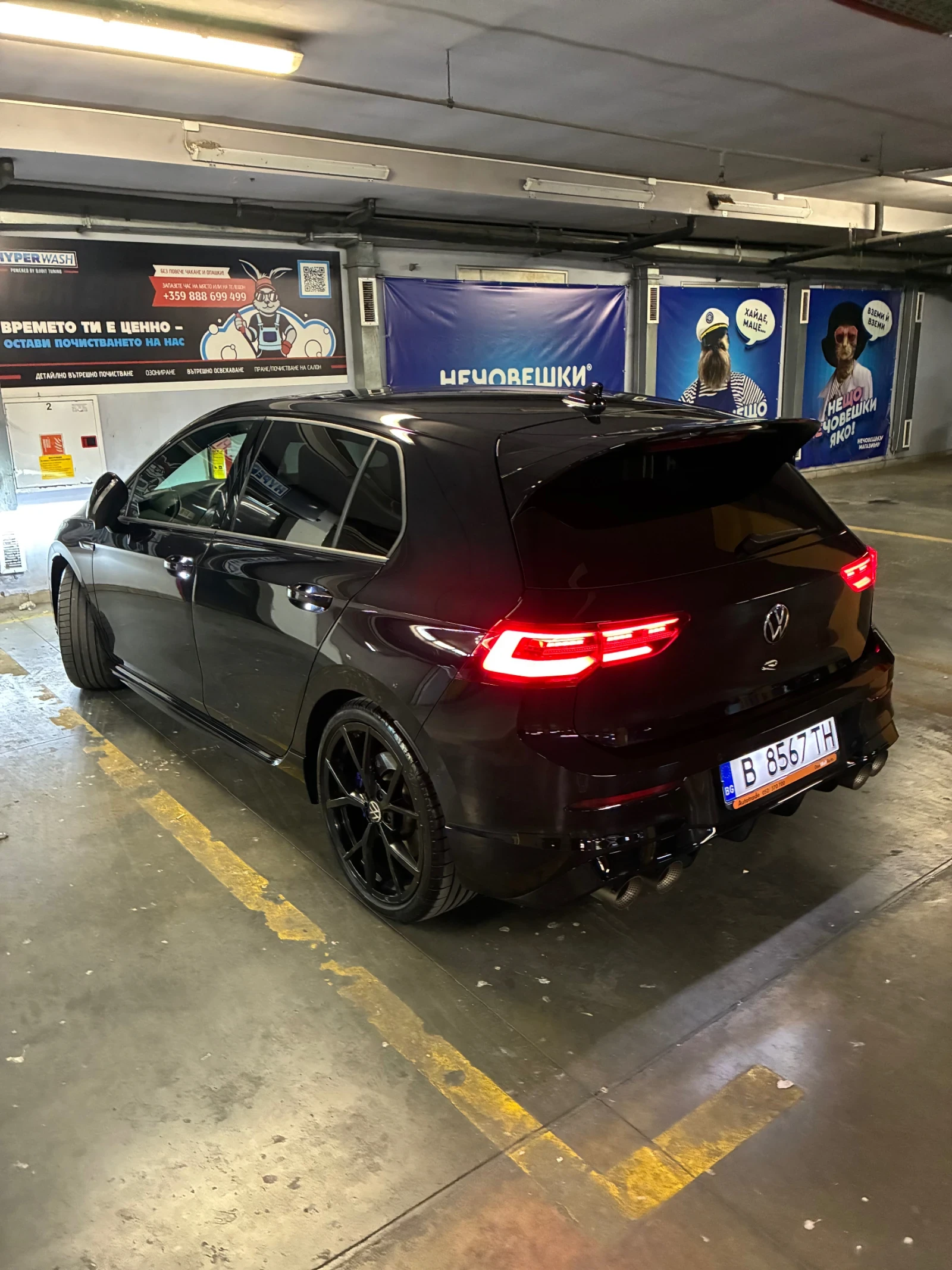VW Golf PERVORMANCE/320HP/AKRAPOVICH, снимка 5 - Автомобили и джипове - 55667436