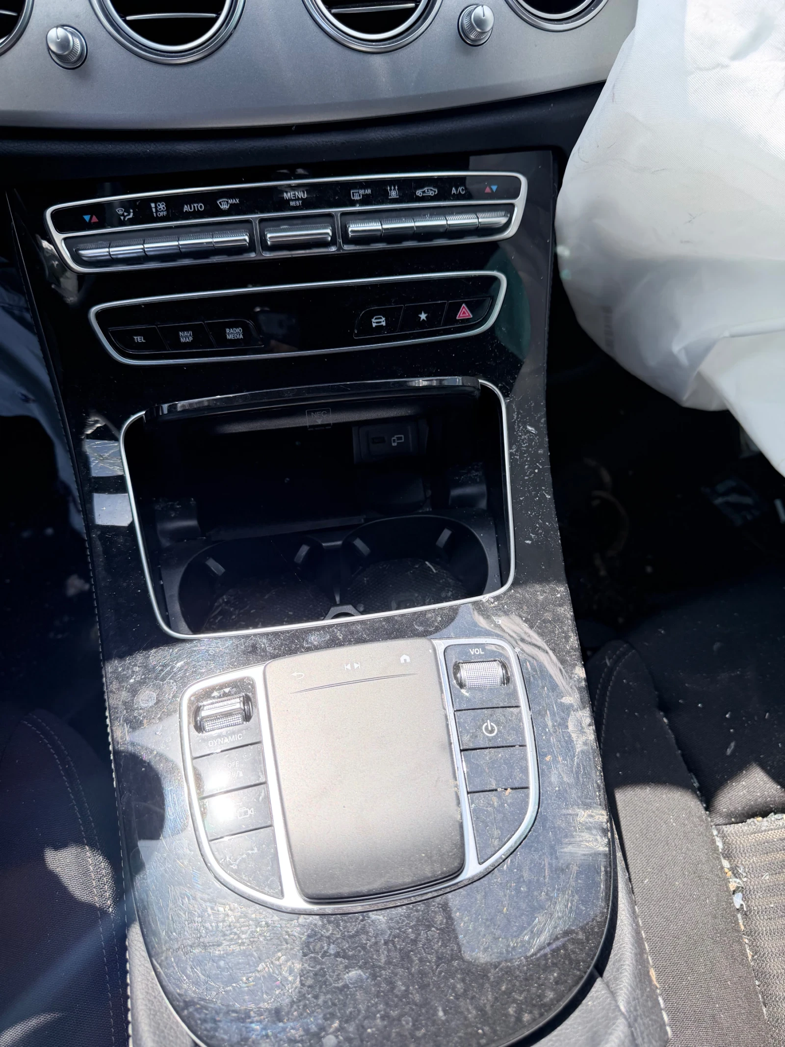 Mercedes-Benz E 300, снимка 4 - Автомобили и джипове - 55898490