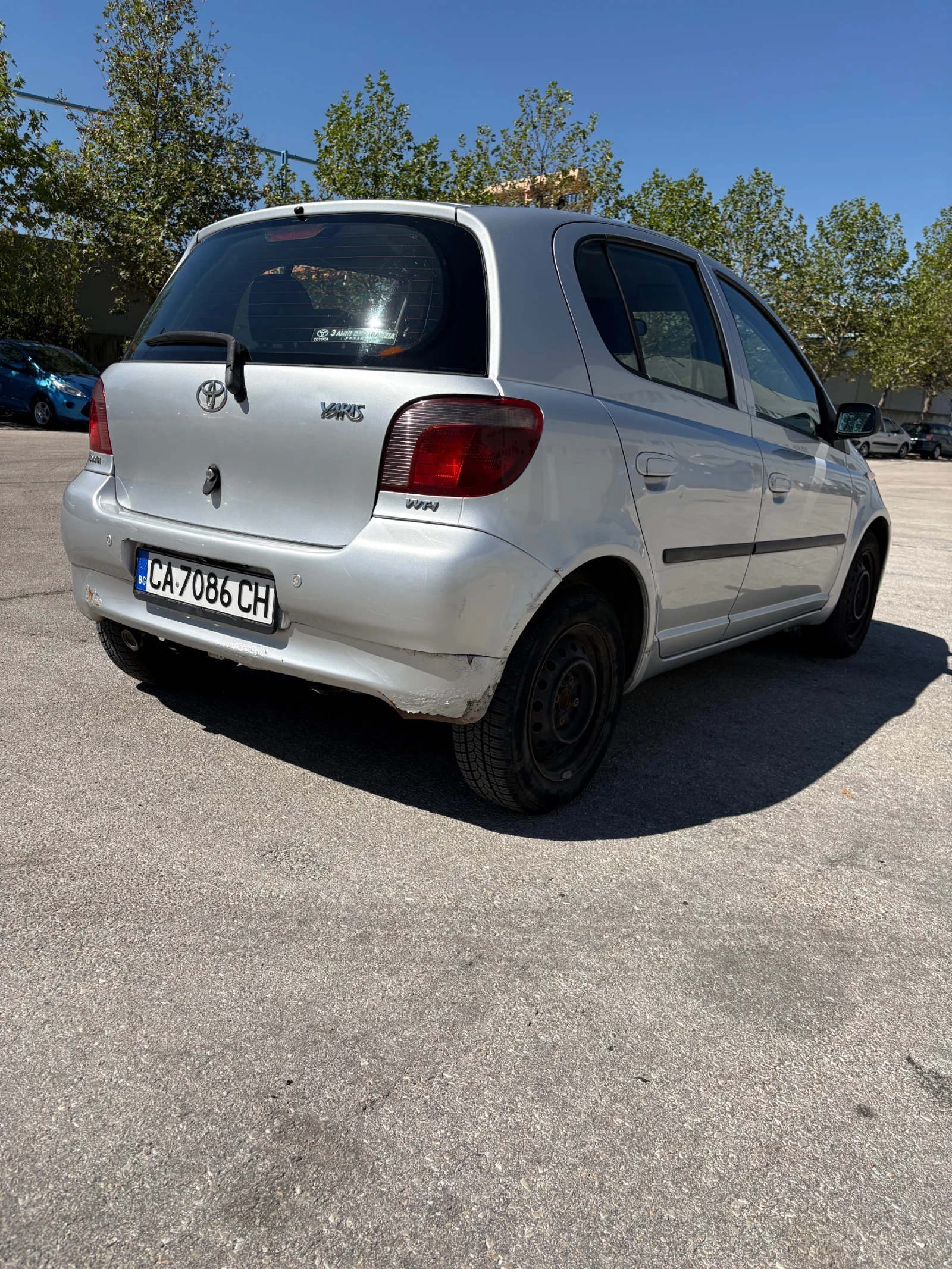 Toyota Yaris 1.0 VVT-i Газ Климатик, снимка 3 - Автомобили и джипове - 55959903