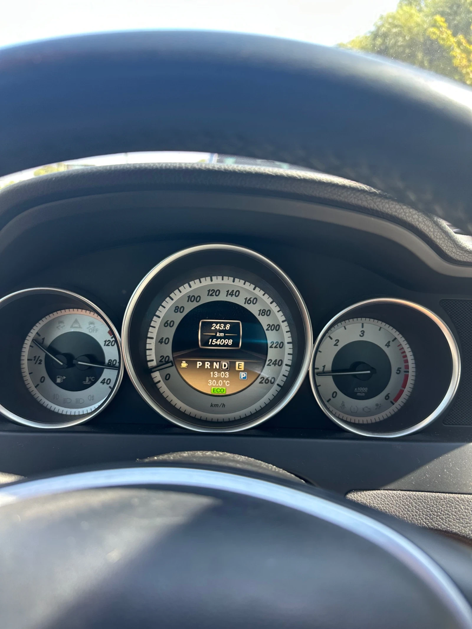 Mercedes-Benz C 220, снимка 8 - Автомобили и джипове - 56078652