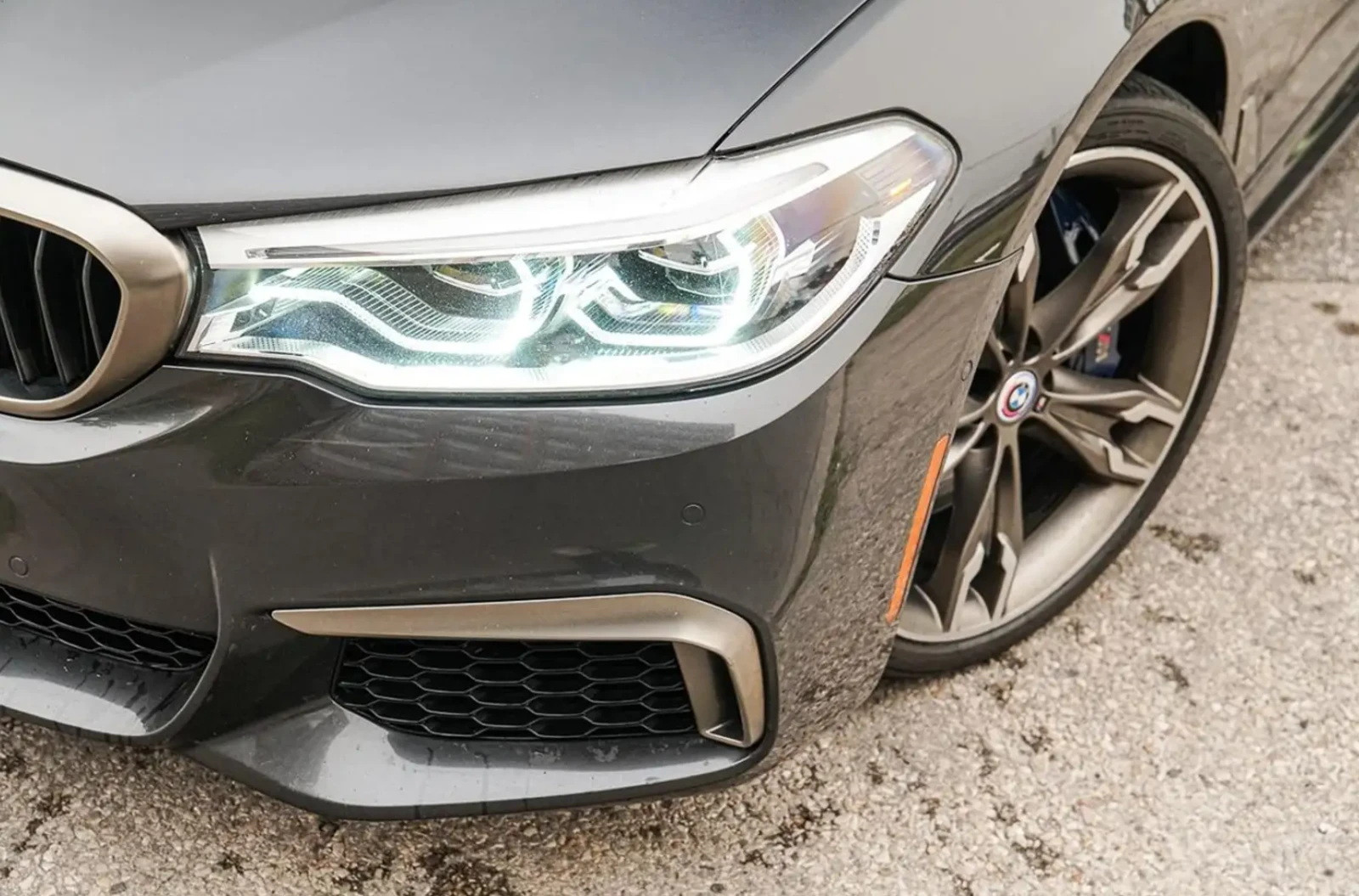 BMW 550 HUD / Carbon / Massage, снимка 15 - Автомобили и джипове - 56259491