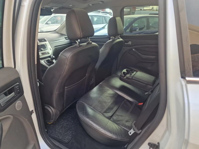 Ford Kuga 2.0 143кс 4х4, снимка 11 - Автомобили и джипове - 52724578