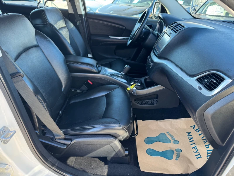 Fiat Freemont 2.0-mjet-4x4-ПЕРФЕКТНА-ЛИЗИНГ, снимка 12 - Автомобили и джипове - 52937774