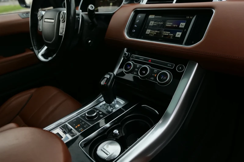 Land Rover Range Rover Sport 7 местен , снимка 9 - Автомобили и джипове - 53034111