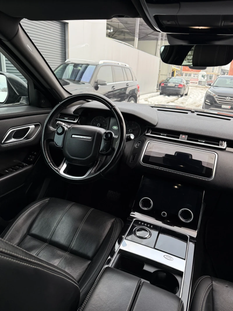 Land Rover Range Rover Velar, снимка 13 - Автомобили и джипове - 53191818