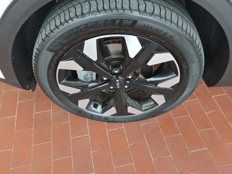 Kia Sportage Европейска - 1.6 T-GDI - AWD - PHEV, снимка 10 - Автомобили и джипове - 55278646