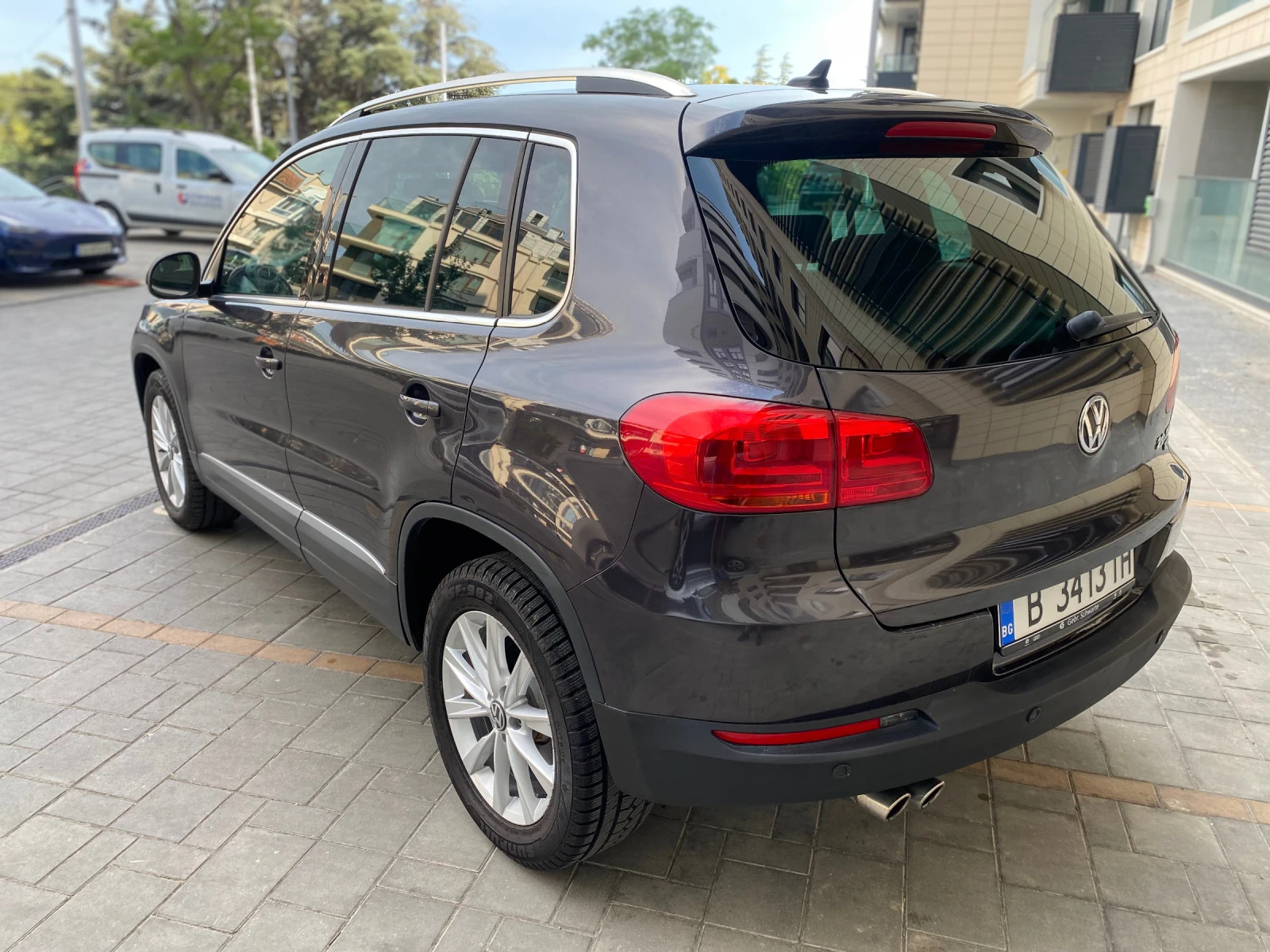 VW Tiguan 2.0TSI 4motion DSG Avtomat 17000km - изображение 5