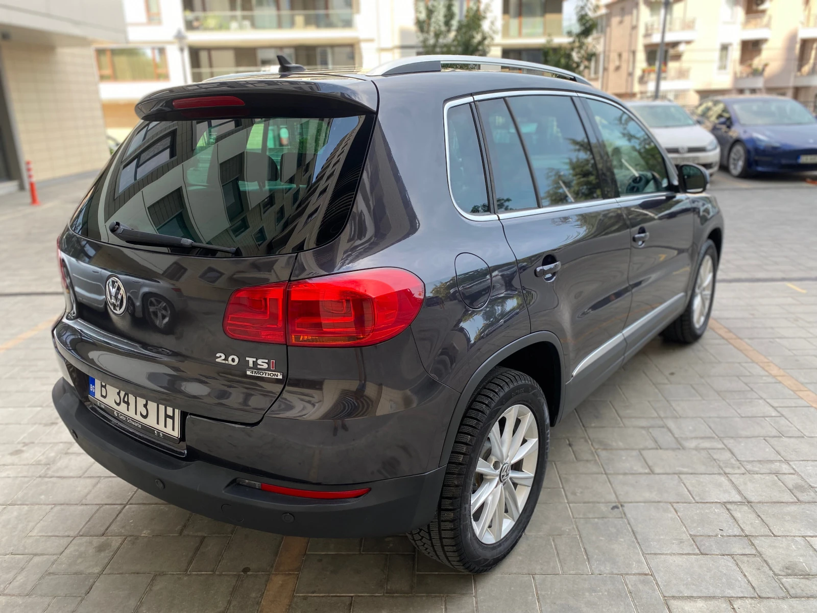 VW Tiguan 2.0TSI 4motion DSG Avtomat 17000km - изображение 4