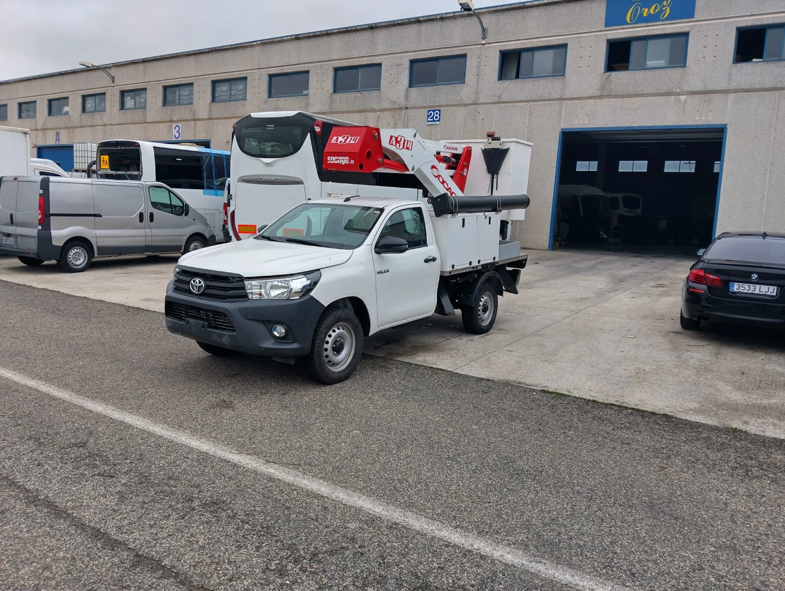 Toyota Hilux | Mobile.bg   1