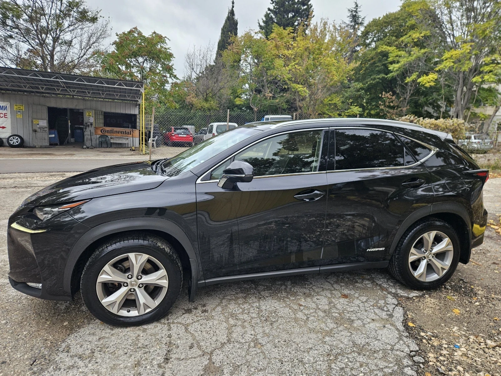 Lexus NX 300h LUXURY  - изображение 4