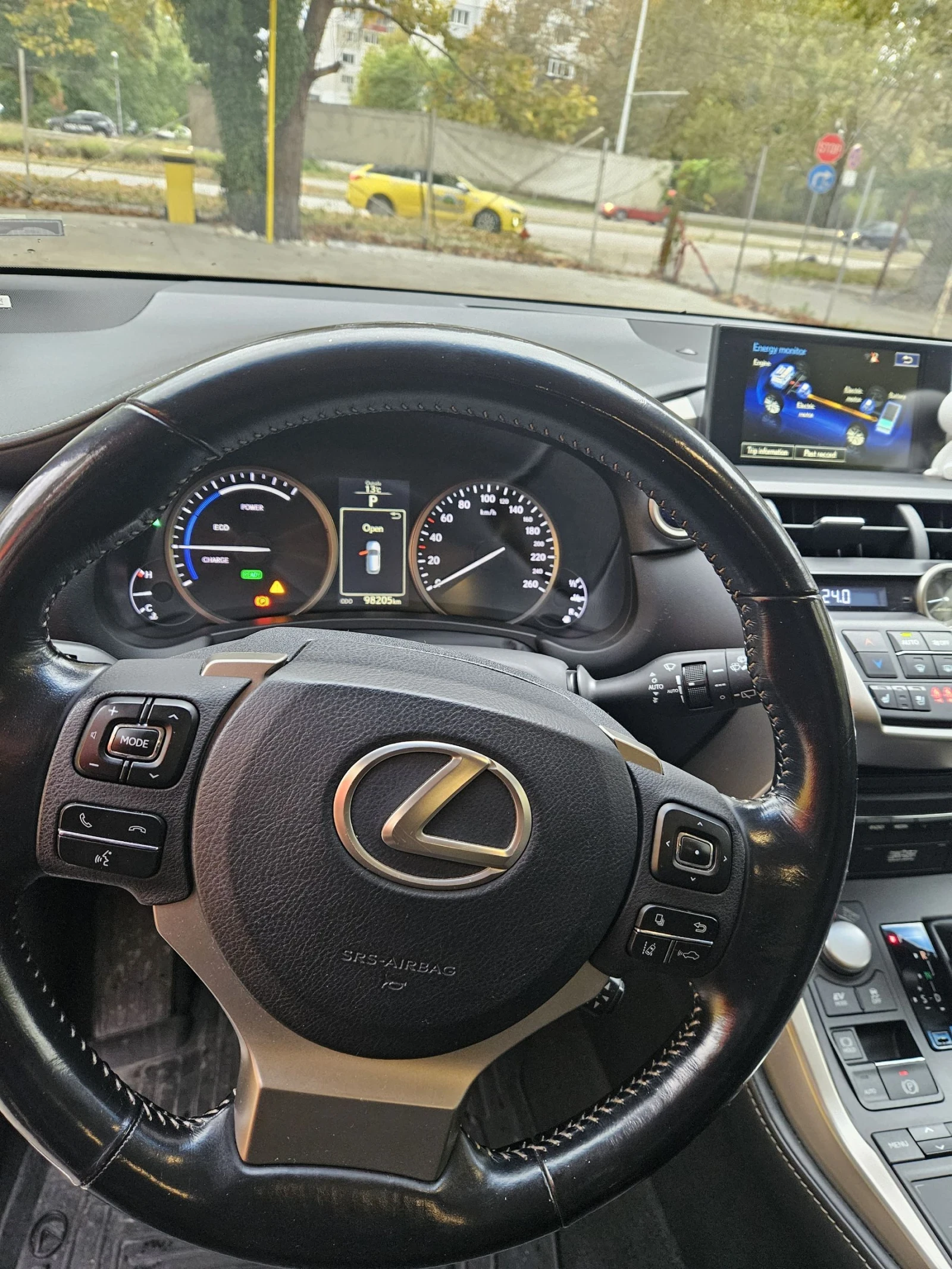 Lexus NX 300h LUXURY  - изображение 9